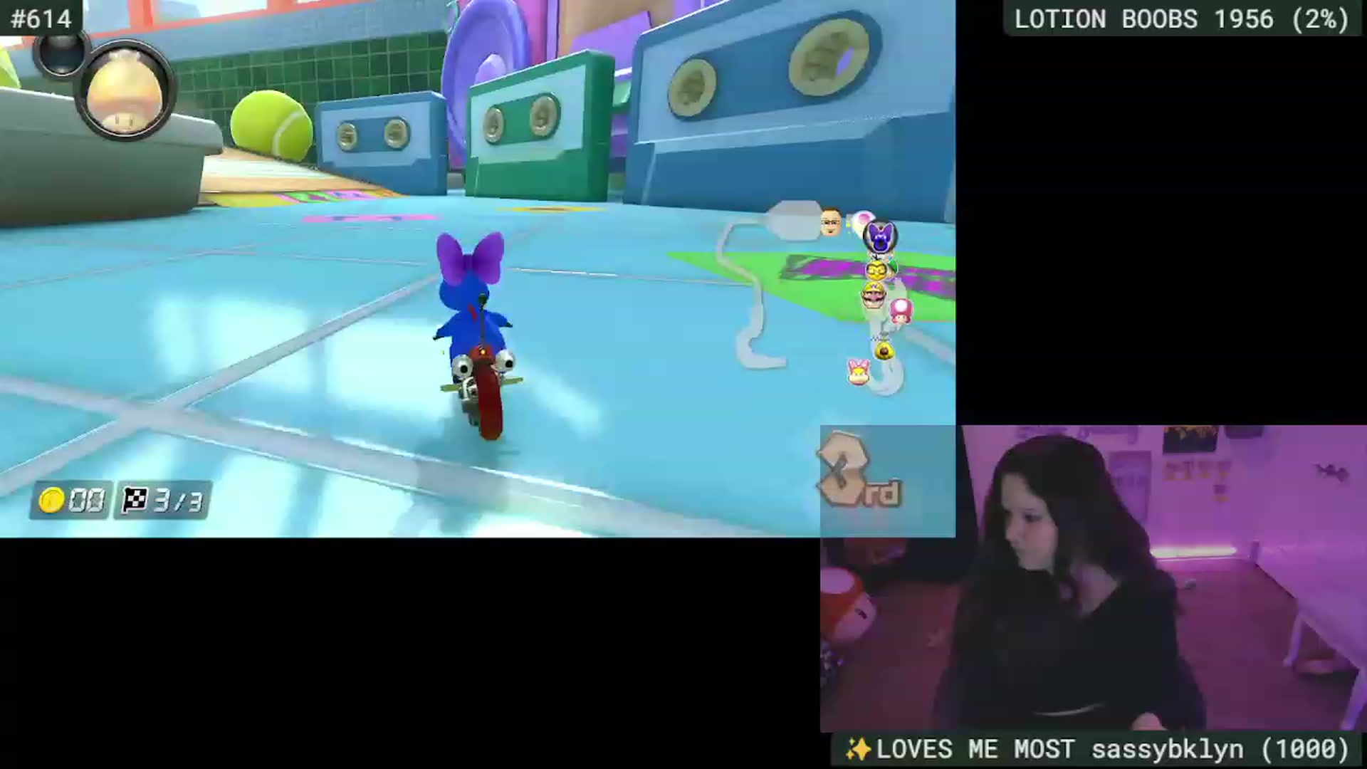 Gallery image thumbnail from SassySarah94's myfreecams stream on, 11/15/2023, 05:14 image 5 of 20
