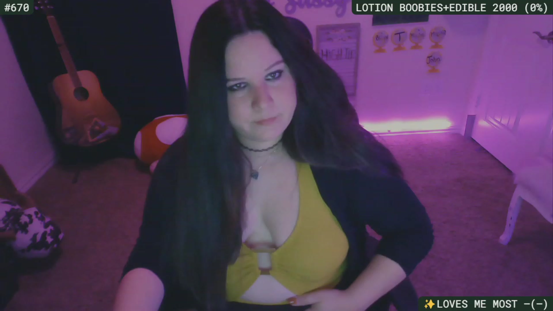 Gallery image thumbnail from SassySarah94's myfreecams stream on, 11/26/2023, 02:50 image 14 of 20