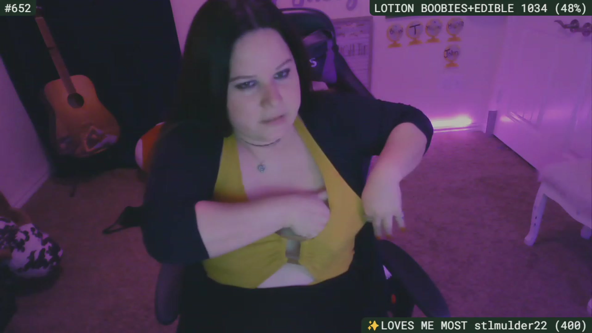 Gallery image thumbnail from SassySarah94's myfreecams stream on, 11/26/2023, 06:58 image 9 of 20