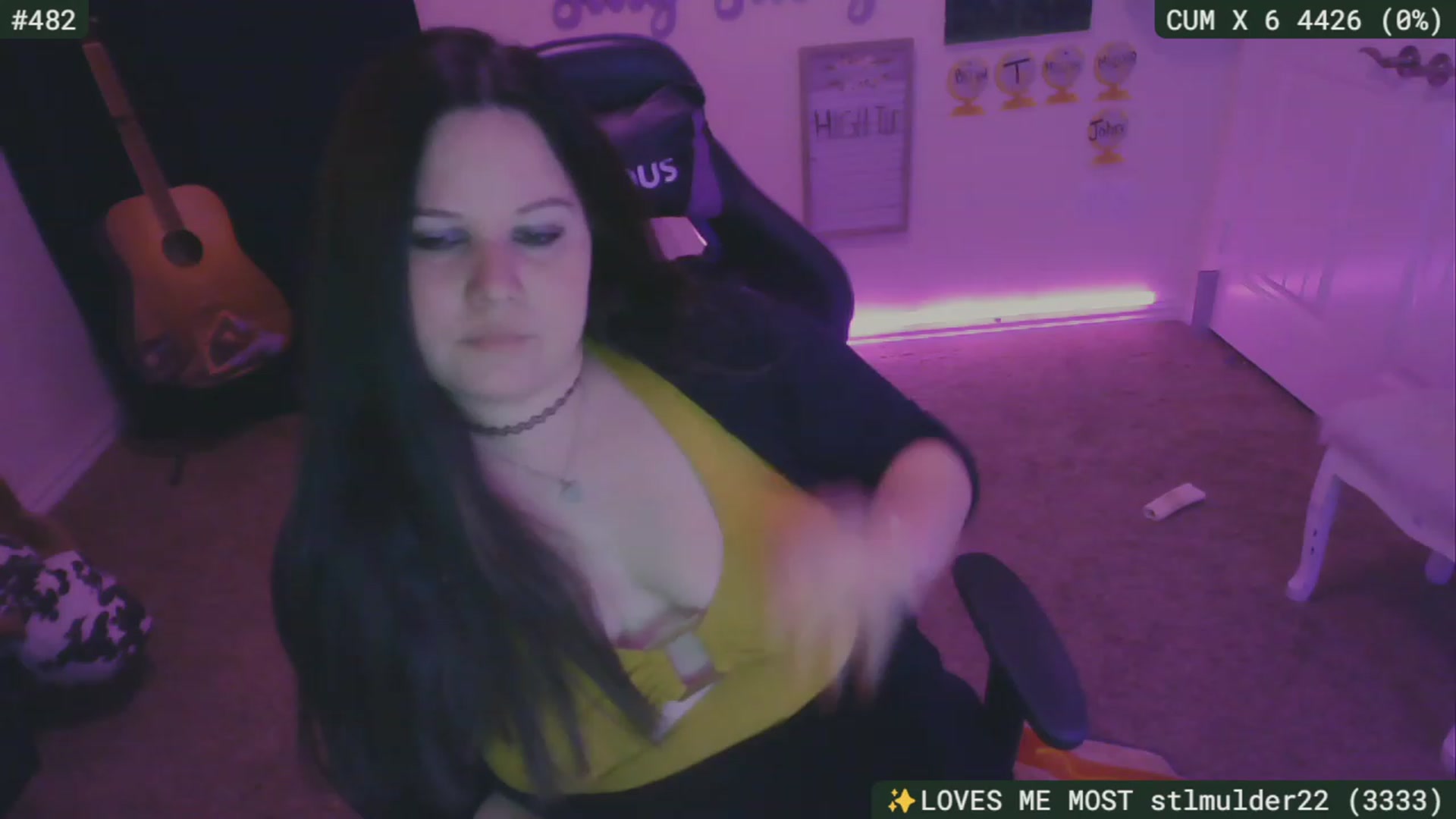 Gallery image thumbnail from SassySarah94's myfreecams stream on, 11/26/2023, 08:49 image 16 of 20