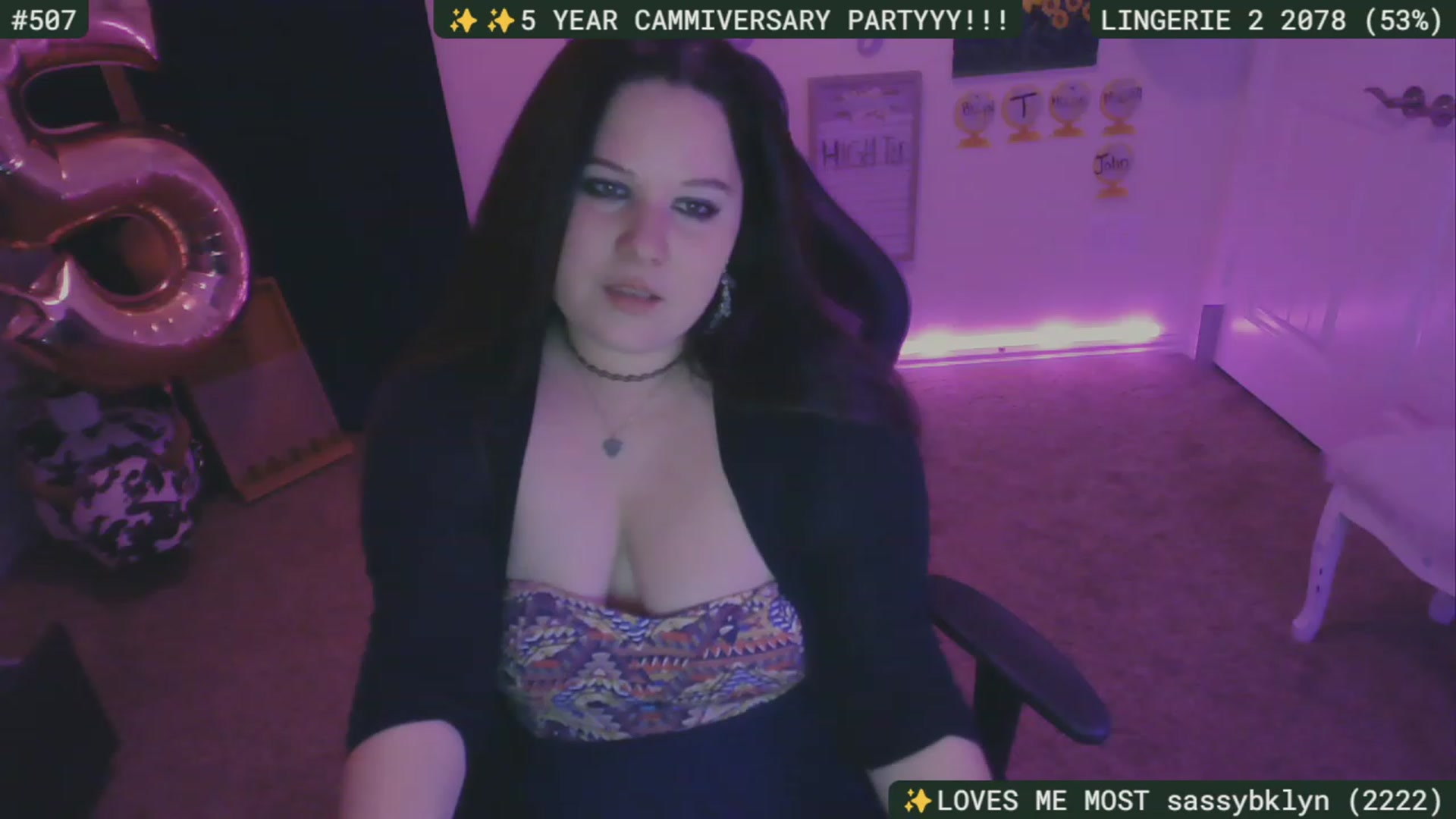Gallery image thumbnail from SassySarah94's myfreecams stream on, 12/01/2023, 03:22 image 11 of 20