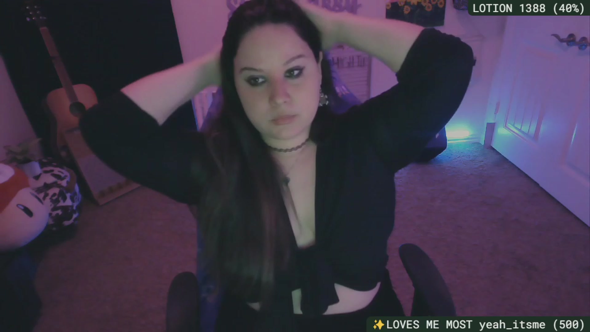 Gallery image thumbnail from SassySarah94's myfreecams stream on, 12/16/2023, 04:19 image 8 of 20