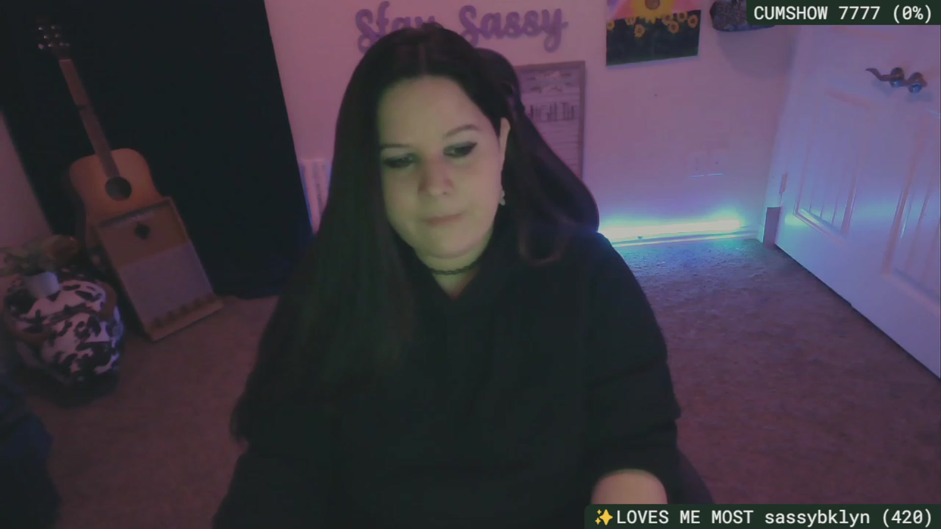 Gallery image thumbnail from SassySarah94's myfreecams stream on, 12/17/2023, 07:09 image 1 of 20