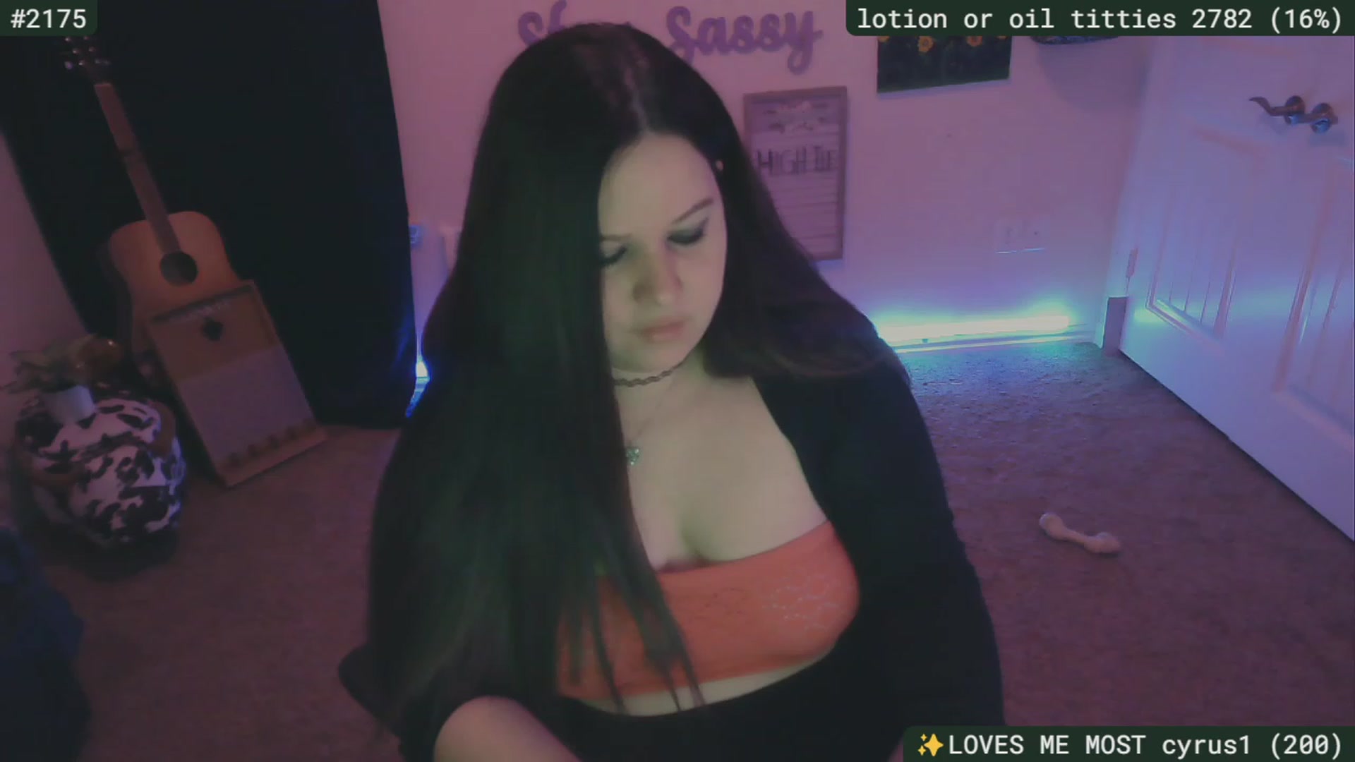 Gallery image thumbnail from SassySarah94's myfreecams stream on, 01/07/2024, 04:52 image 4 of 20