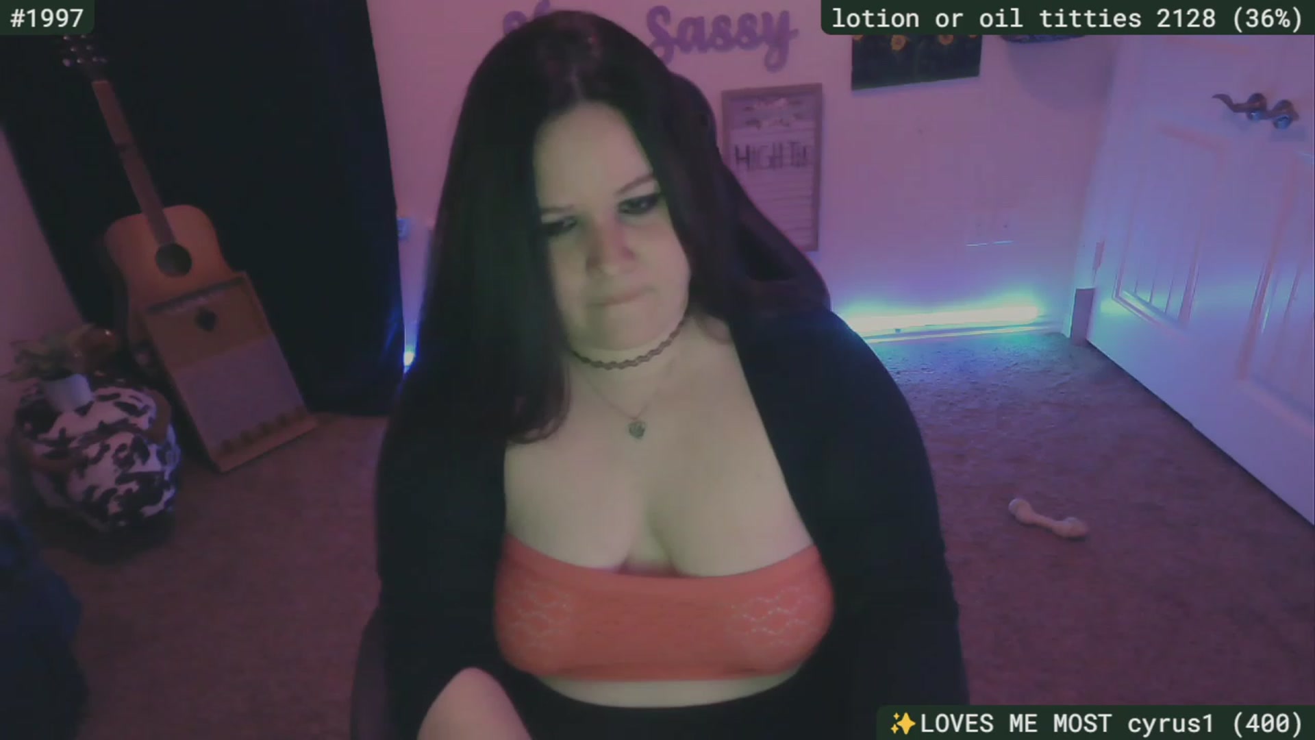 Gallery image thumbnail from SassySarah94's myfreecams stream on, 01/07/2024, 04:52 image 15 of 20
