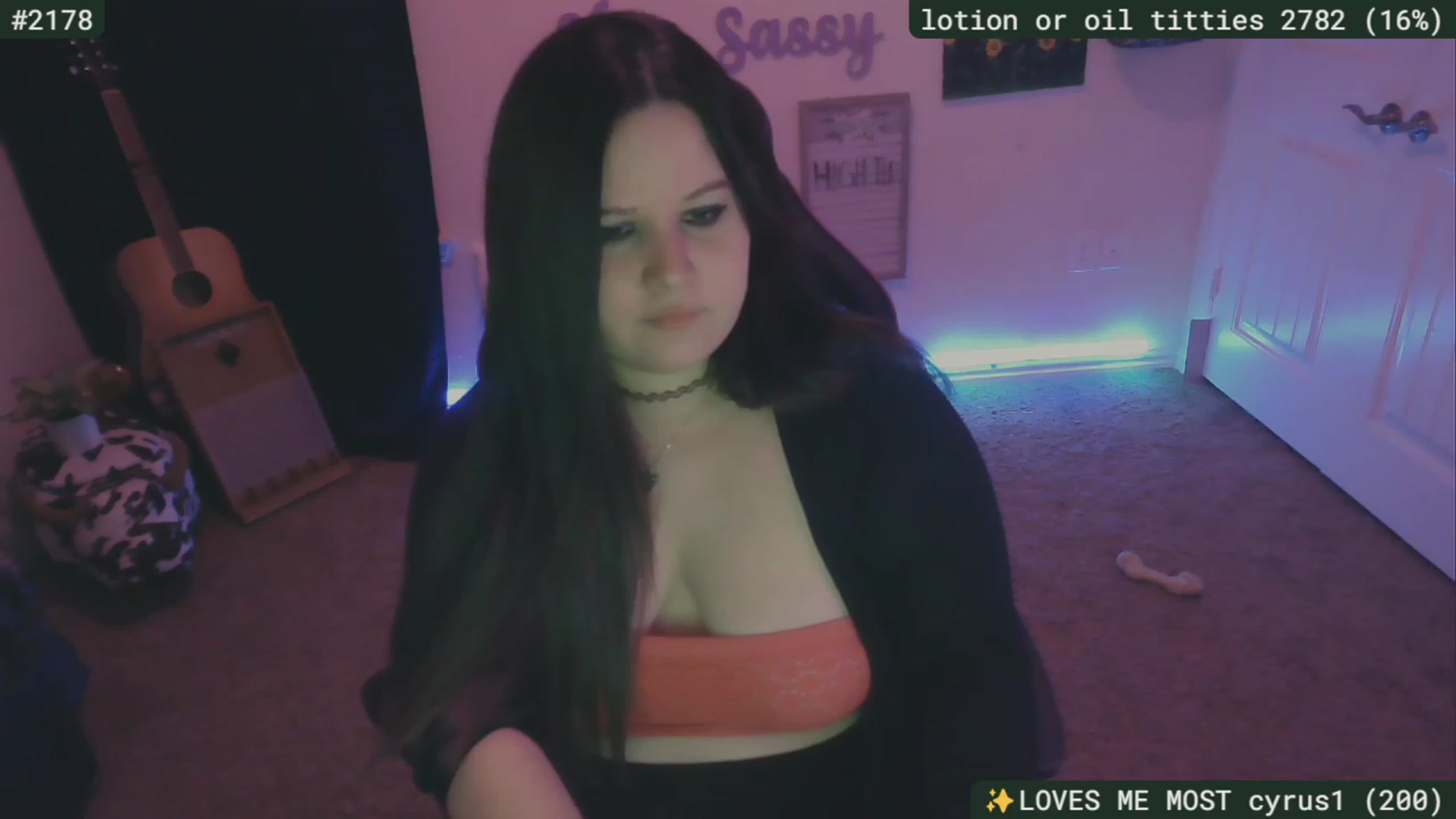 Gallery image thumbnail from SassySarah94's myfreecams stream on, 01/07/2024, 04:52 image 7 of 20