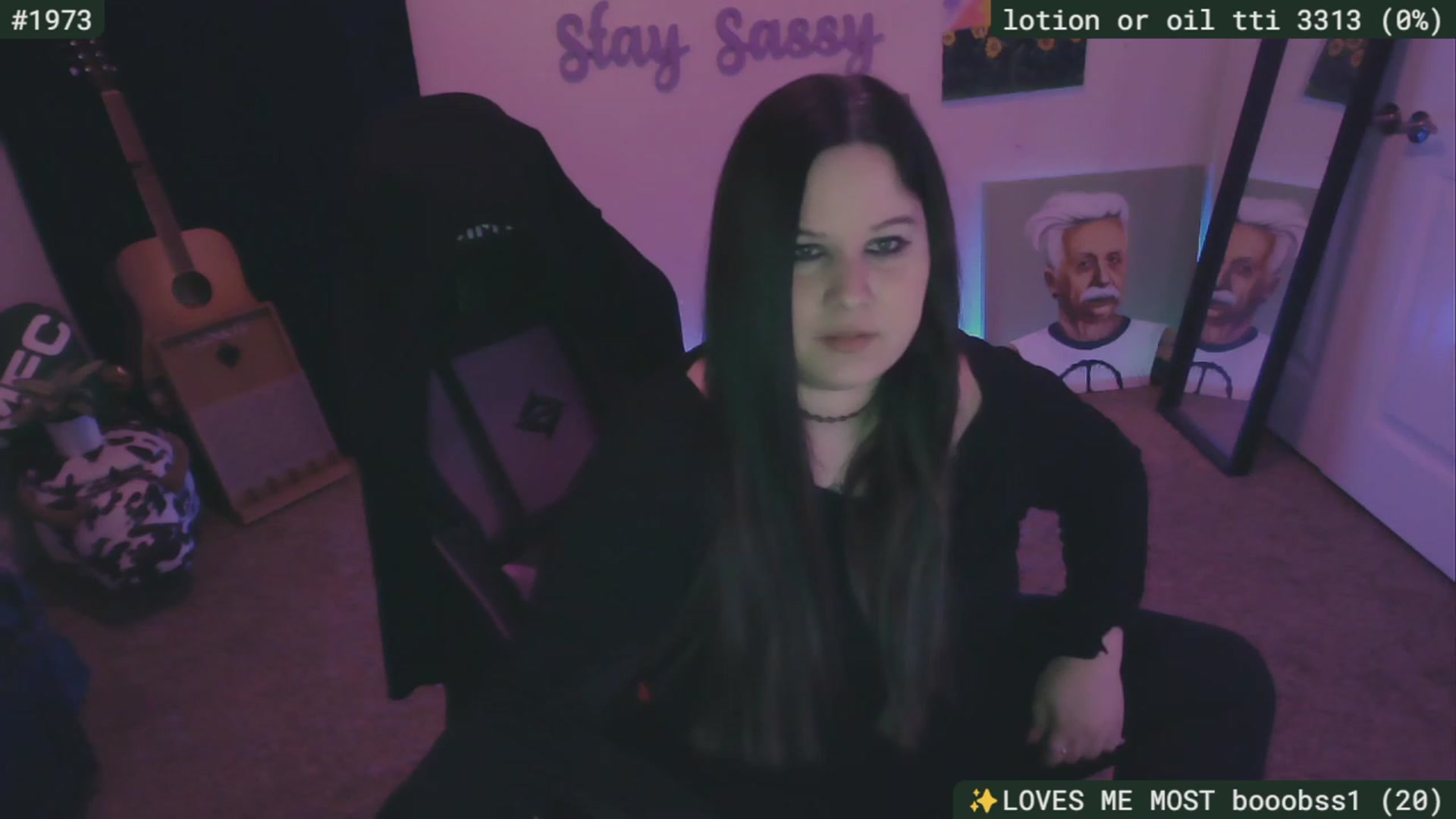 Gallery image thumbnail from SassySarah94's myfreecams stream on, 01/10/2024, 02:48 image 15 of 20