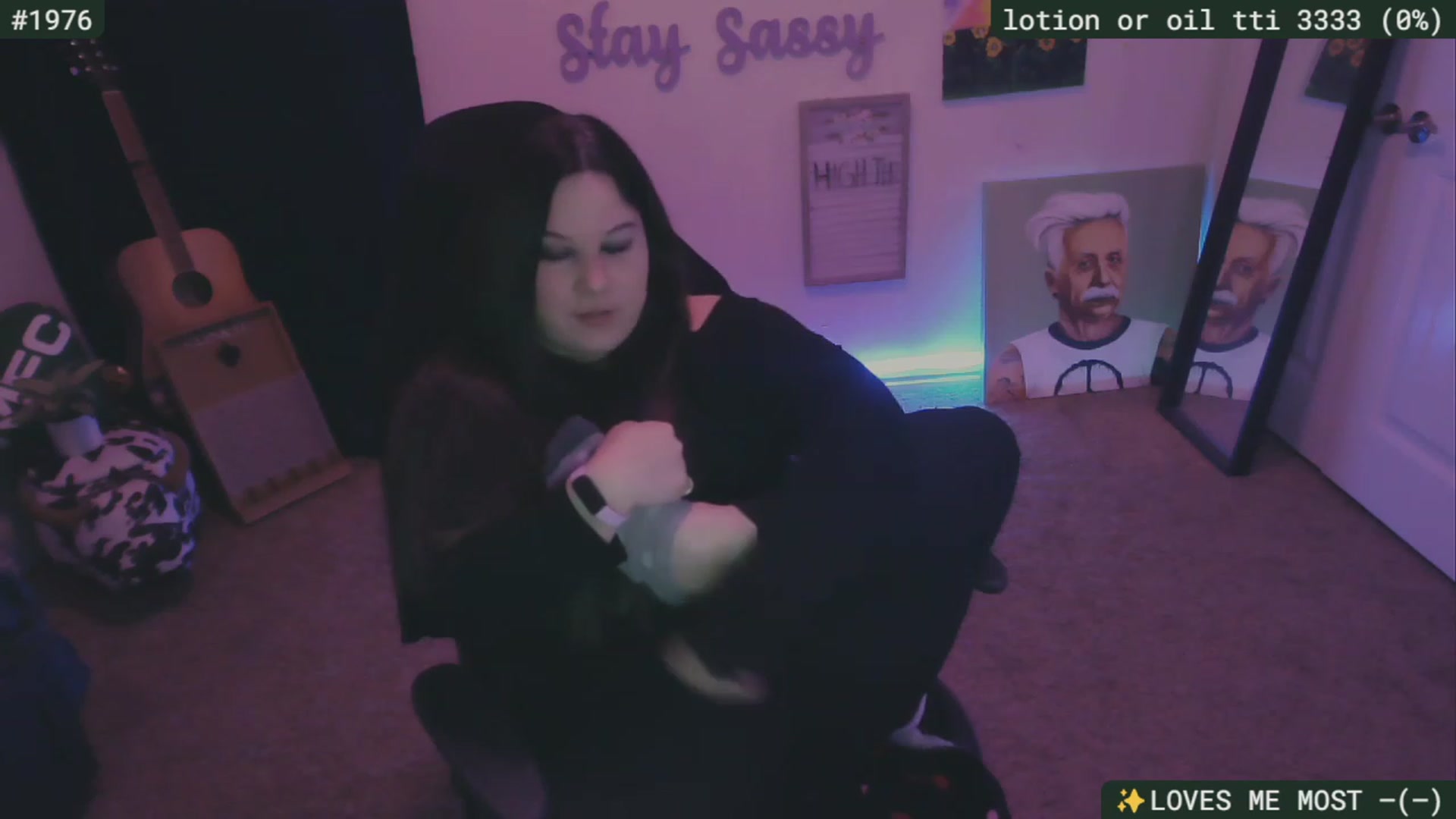 Gallery image thumbnail from SassySarah94's myfreecams stream on, 01/10/2024, 02:48 image 12 of 20