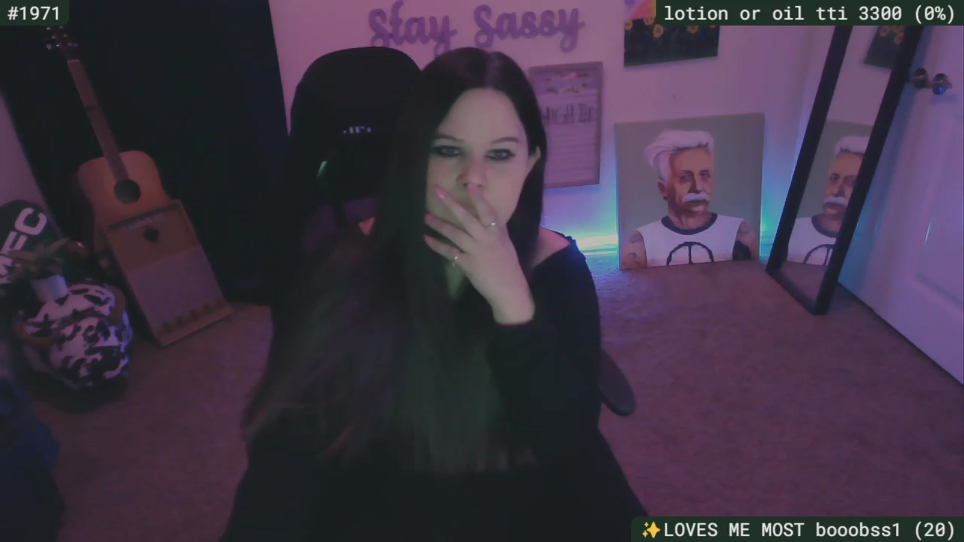 Gallery image thumbnail from SassySarah94's myfreecams stream on, 01/10/2024, 02:48 image 19 of 20
