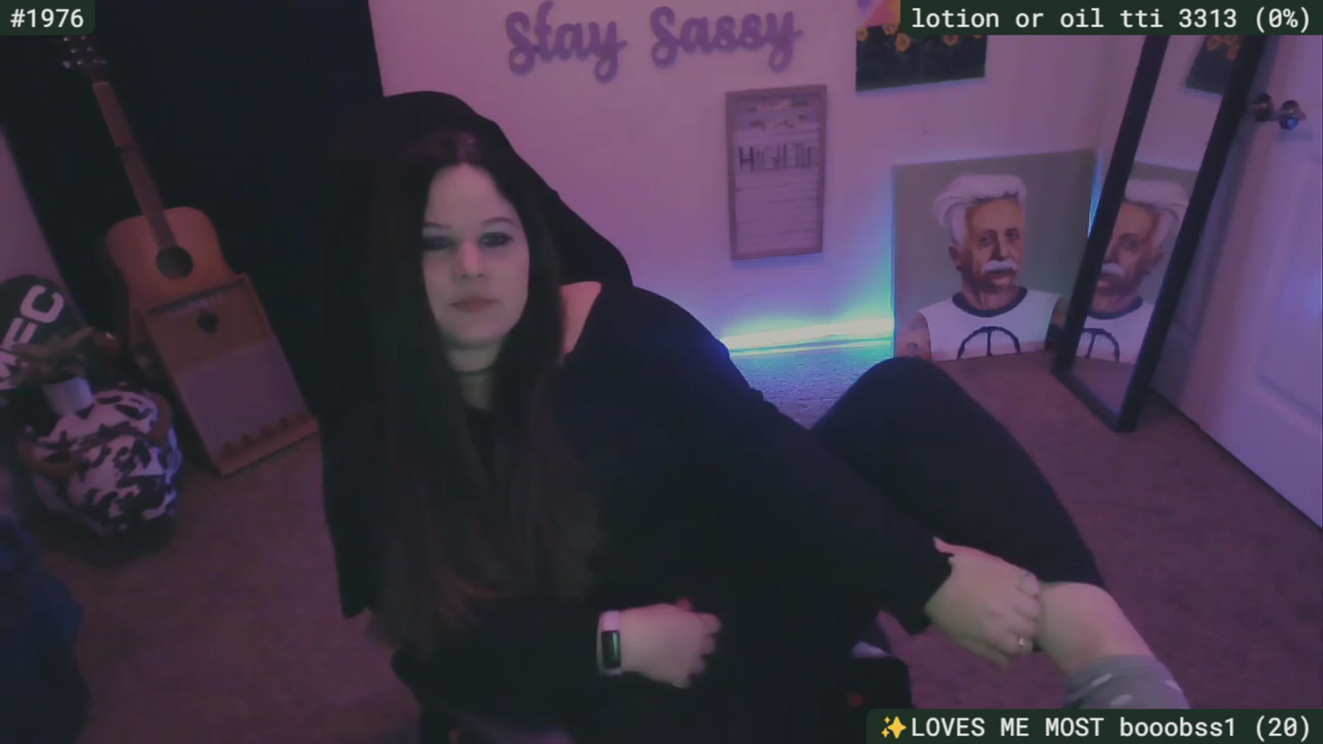 Gallery image thumbnail from SassySarah94's myfreecams stream on, 01/10/2024, 02:48 image 14 of 20