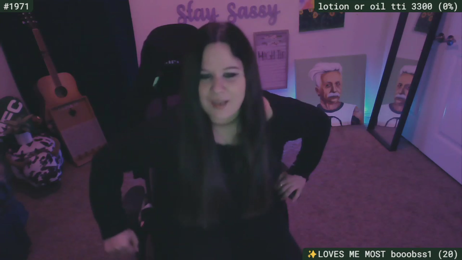 Gallery image thumbnail from SassySarah94's myfreecams stream on, 01/10/2024, 02:48 image 17 of 20