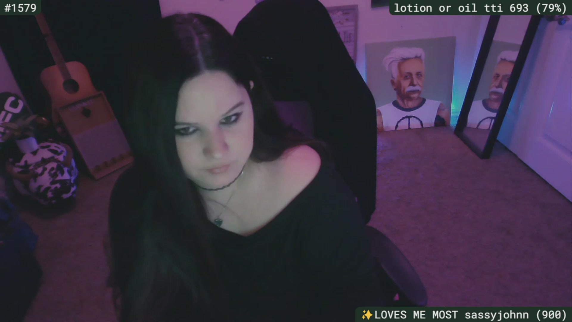 Gallery image thumbnail from SassySarah94's myfreecams stream on, 01/10/2024, 04:42 image 18 of 20