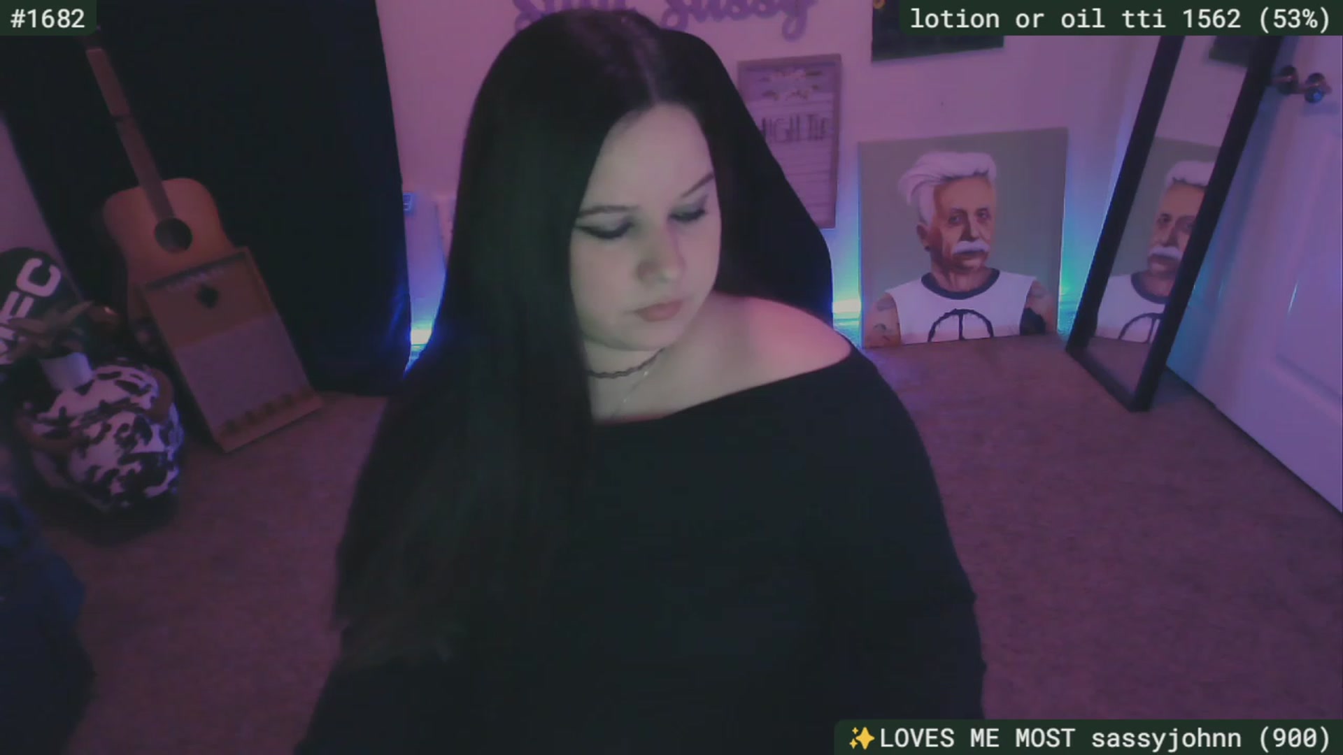 Gallery image thumbnail from SassySarah94's myfreecams stream on, 01/10/2024, 04:42 image 7 of 20
