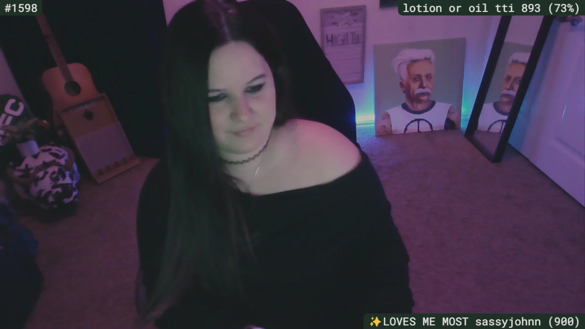 Gallery image thumbnail from SassySarah94's myfreecams stream on, 01/10/2024, 04:42 image 13 of 20