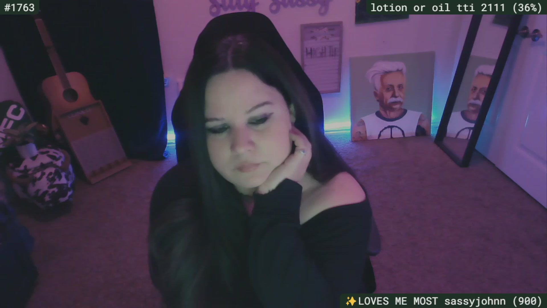 Gallery image thumbnail from SassySarah94's myfreecams stream on, 01/10/2024, 04:42 image 2 of 20