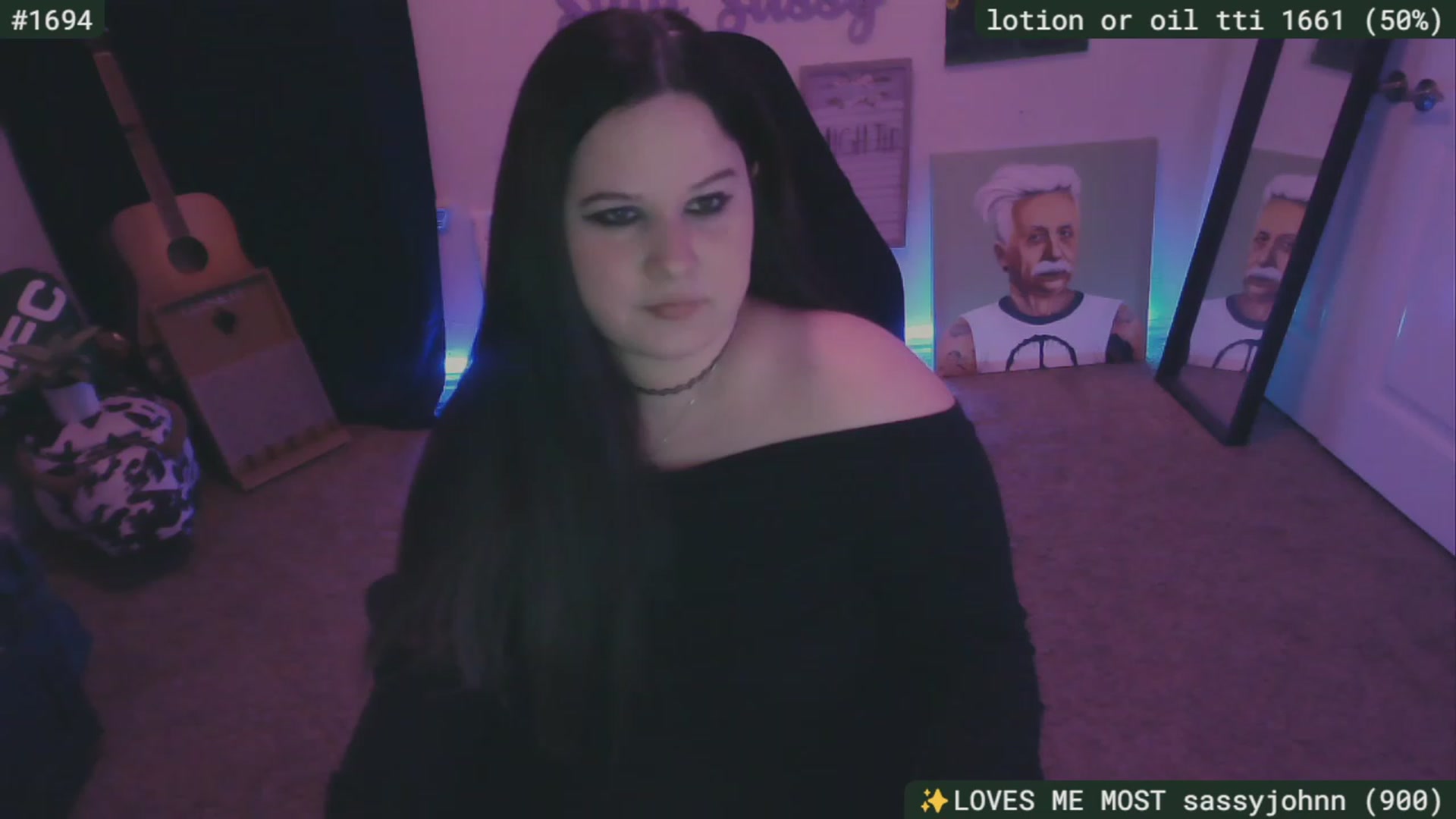 Gallery image thumbnail from SassySarah94's myfreecams stream on, 01/10/2024, 04:42 image 5 of 20