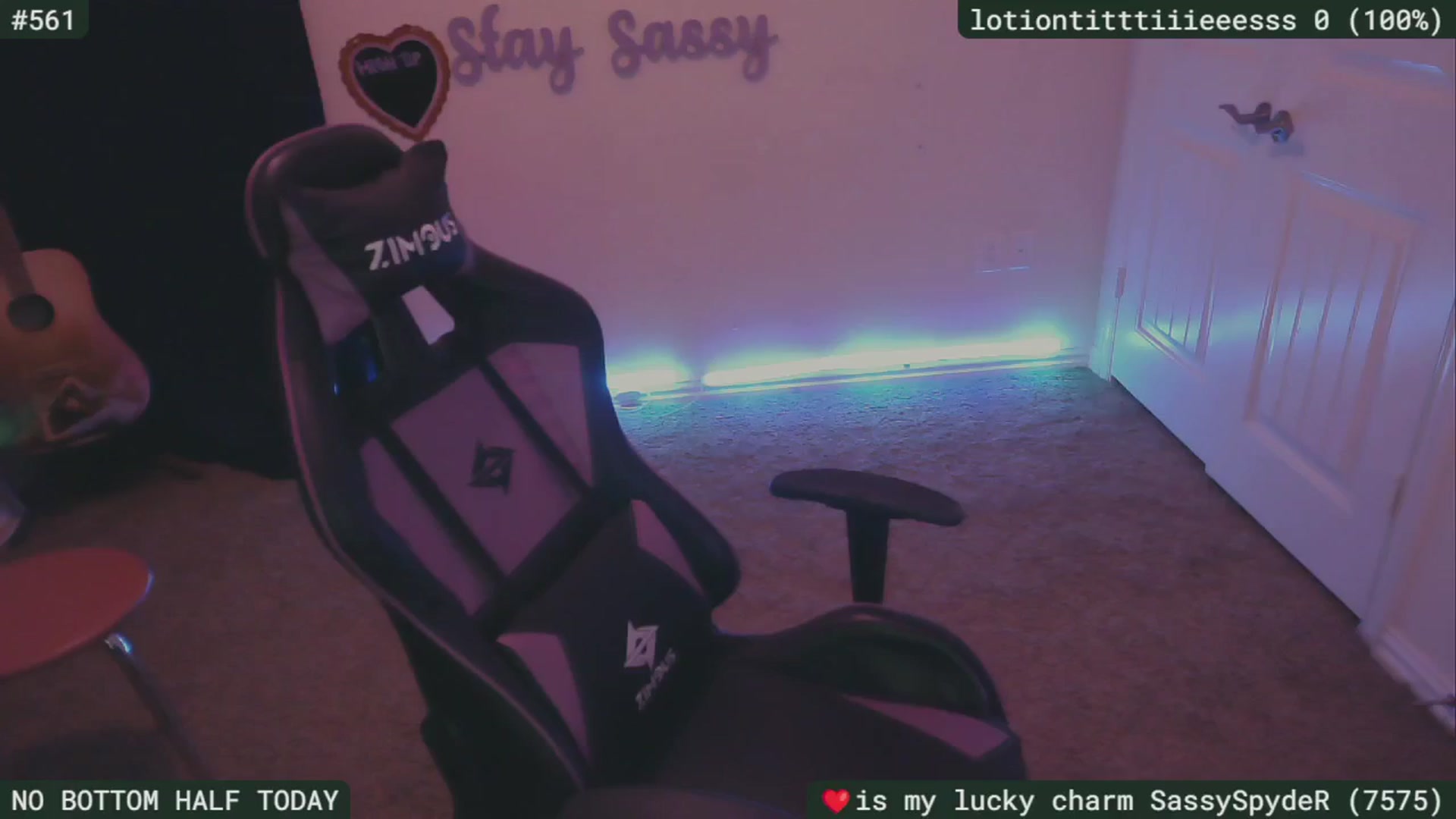 Gallery image thumbnail from SassySarah94's myfreecams stream on, 03/10/2024, 03:04 image 9 of 20