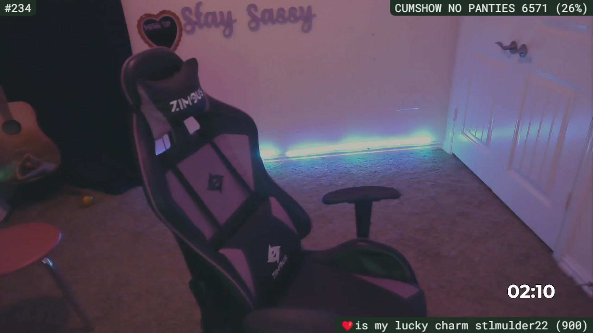 Gallery image thumbnail from SassySarah94's myfreecams stream on, 03/16/2024, 04:14 image 12 of 20
