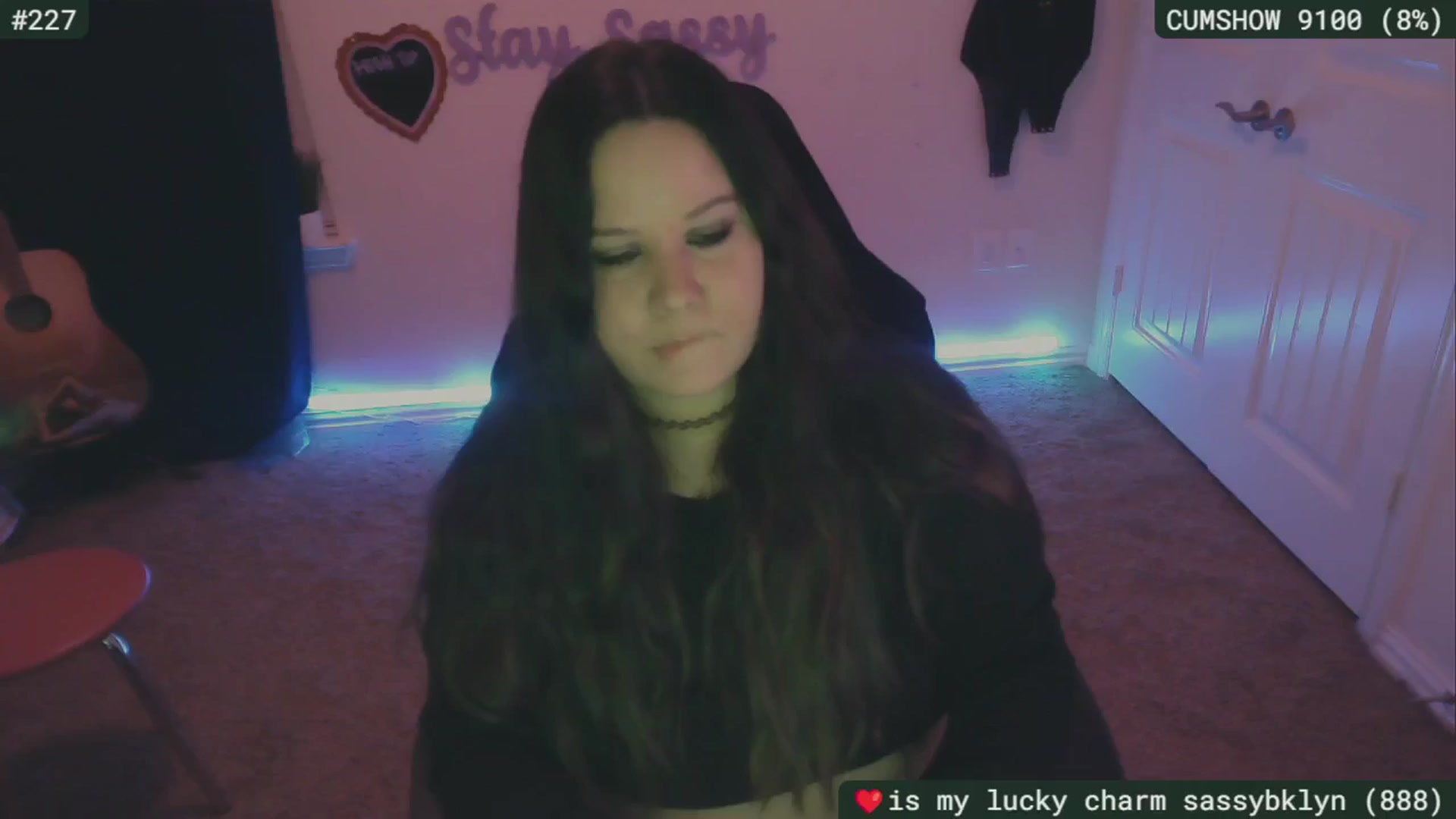 Gallery image thumbnail from SassySarah94's myfreecams stream on, 03/19/2024, 02:59 image 13 of 20
