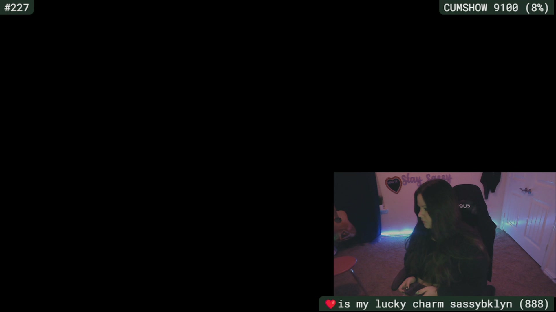 Gallery image thumbnail from SassySarah94's myfreecams stream on, 03/19/2024, 02:59 image 9 of 20