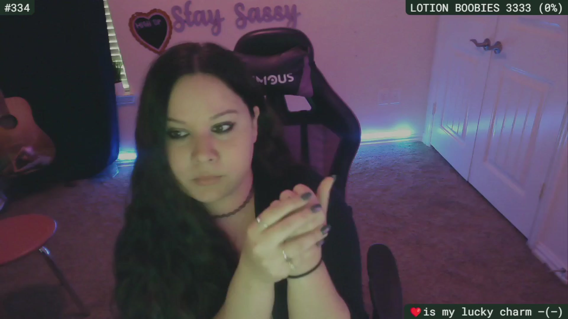 Gallery image thumbnail from SassySarah94's myfreecams stream on, 03/26/2024, 20:32 image 4 of 20