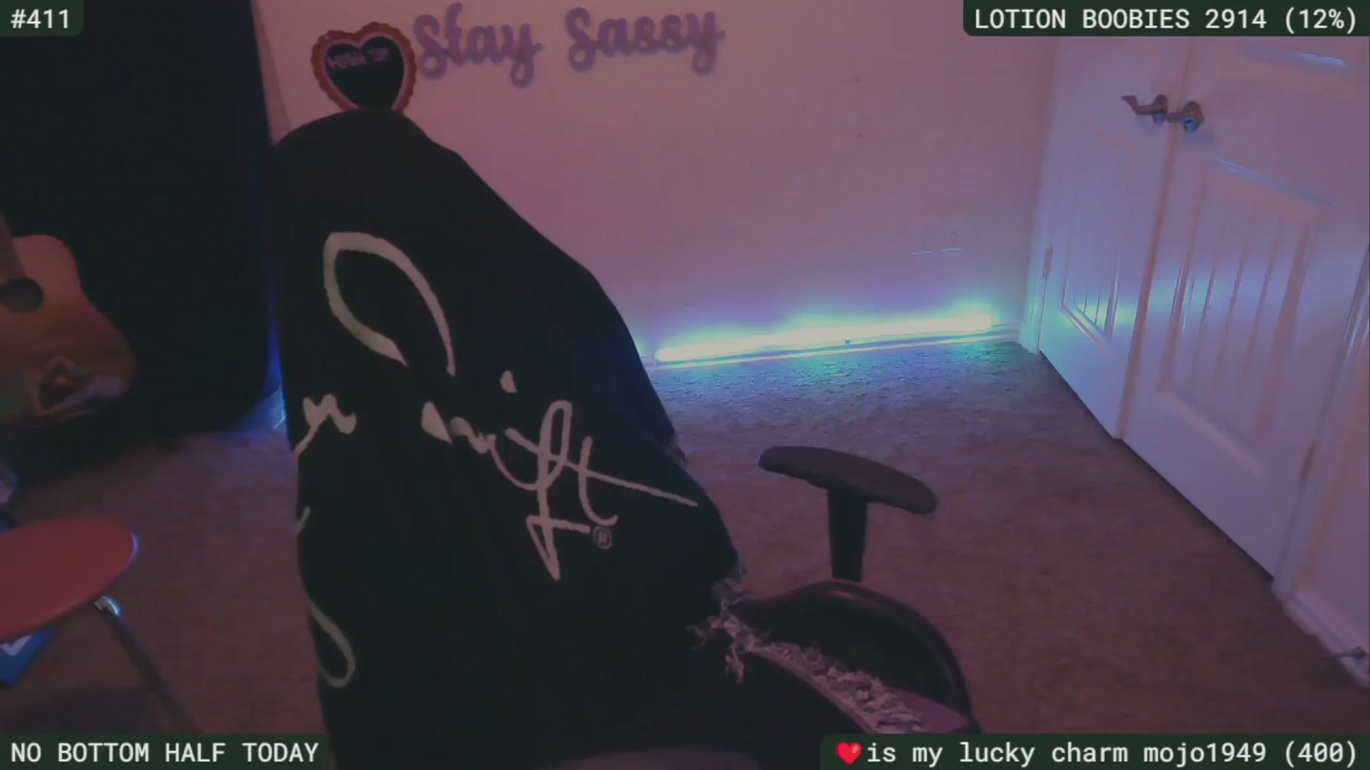Gallery image thumbnail from SassySarah94's myfreecams stream on, 03/31/2024, 04:38 image 1 of 20