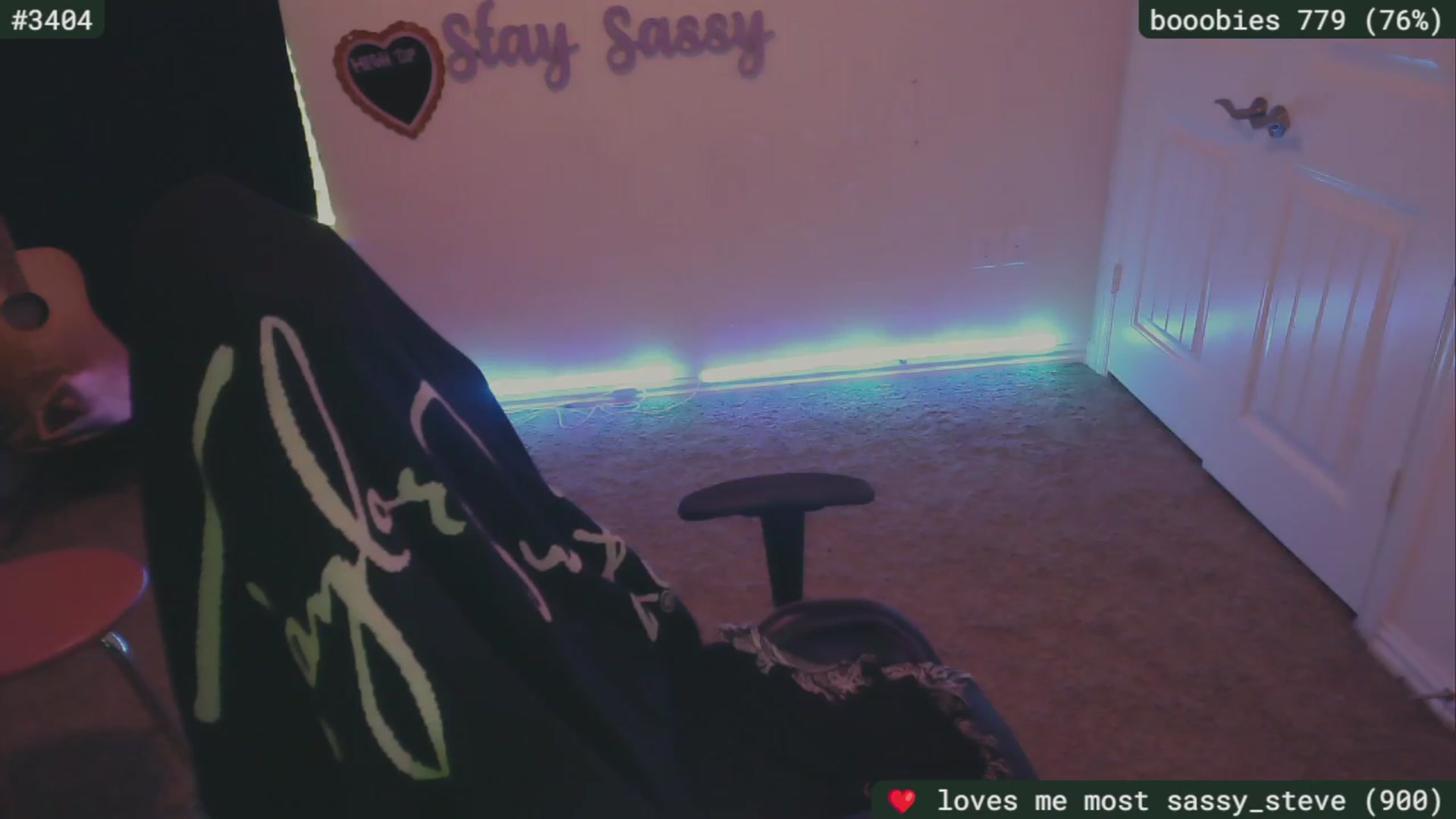 Gallery image thumbnail from SassySarah94's myfreecams stream on, 04/09/2024, 18:38 image 13 of 20