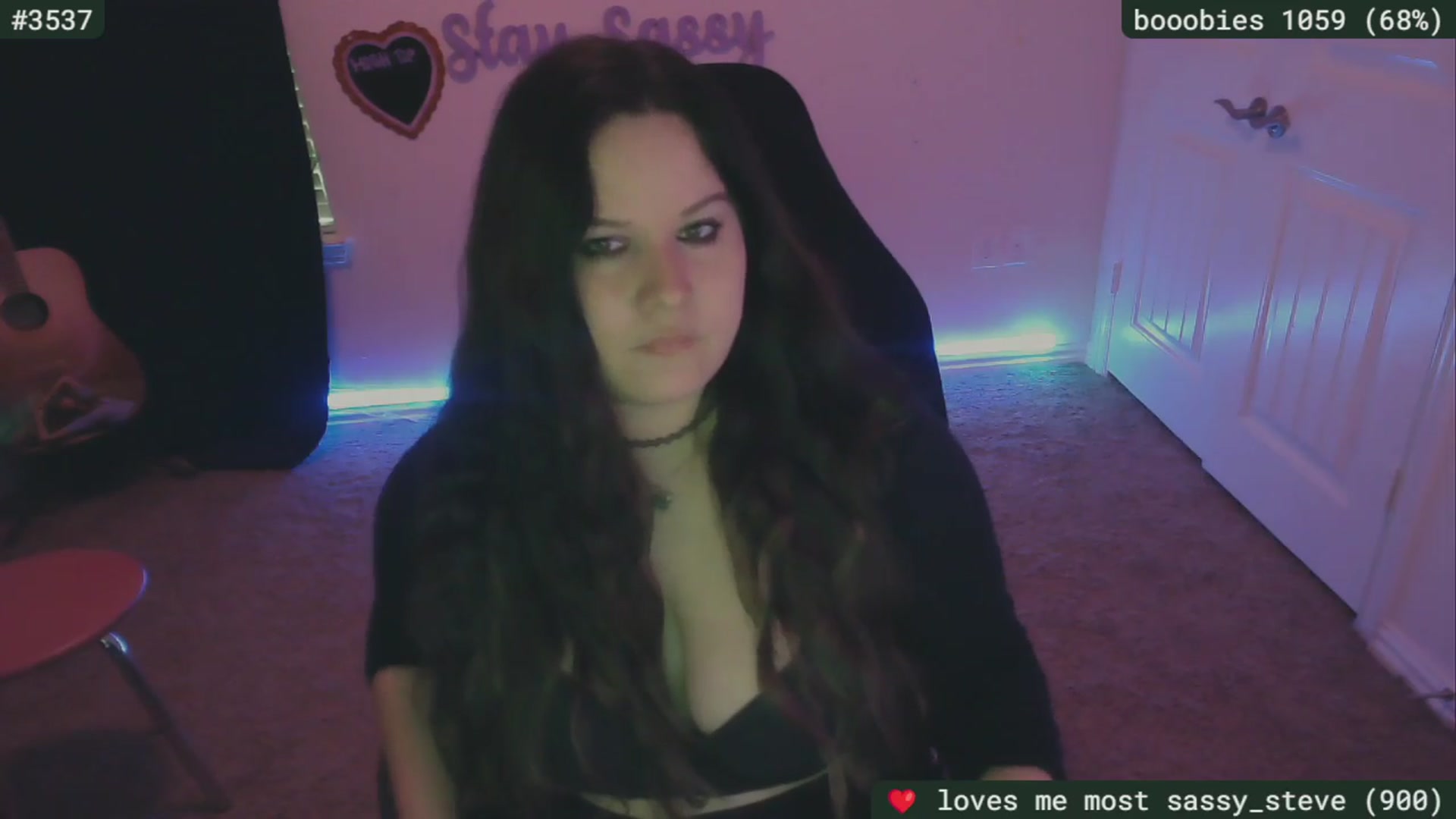 Gallery image thumbnail from SassySarah94's myfreecams stream on, 04/09/2024, 18:38 image 7 of 20