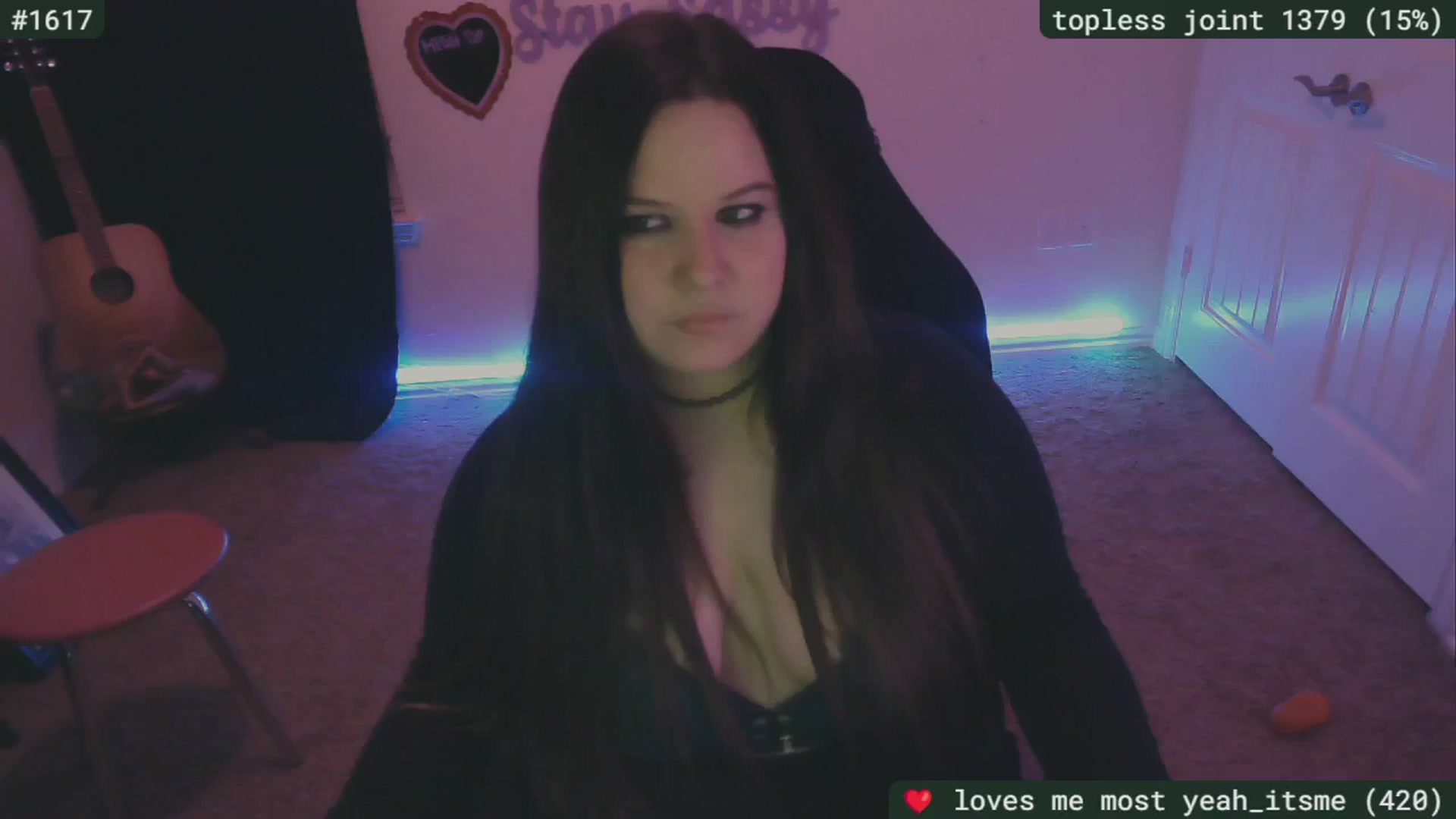 Gallery image thumbnail from SassySarah94's myfreecams stream on, 04/21/2024, 02:47 image 16 of 20