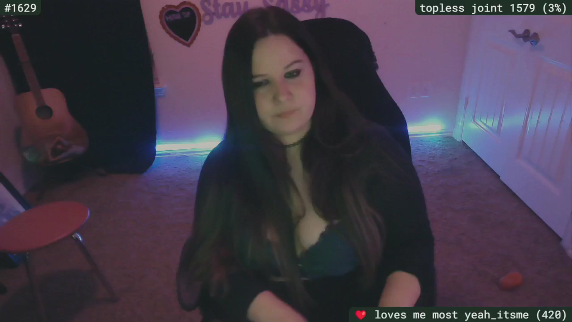 Gallery image thumbnail from SassySarah94's myfreecams stream on, 04/21/2024, 02:47 image 13 of 20