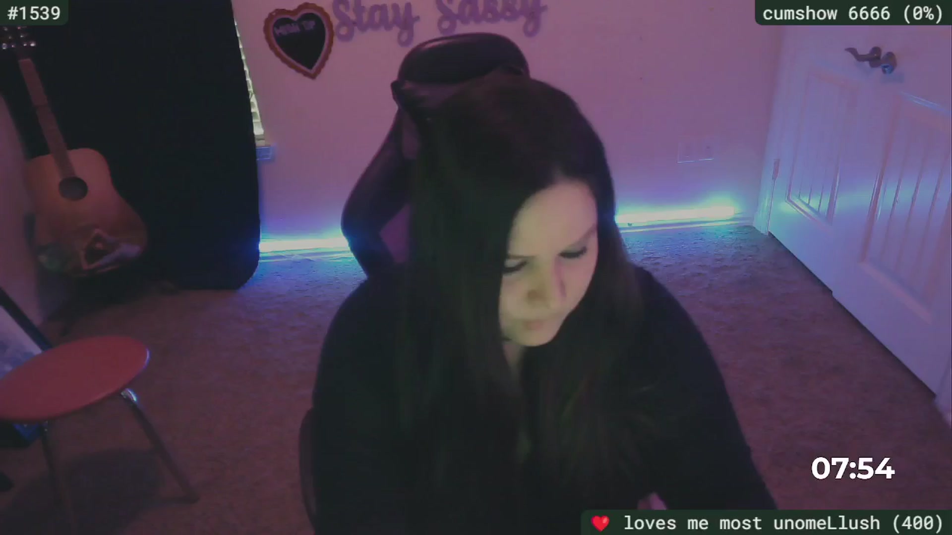 Gallery image thumbnail from SassySarah94's myfreecams stream on, 04/22/2024, 21:23 image 19 of 20