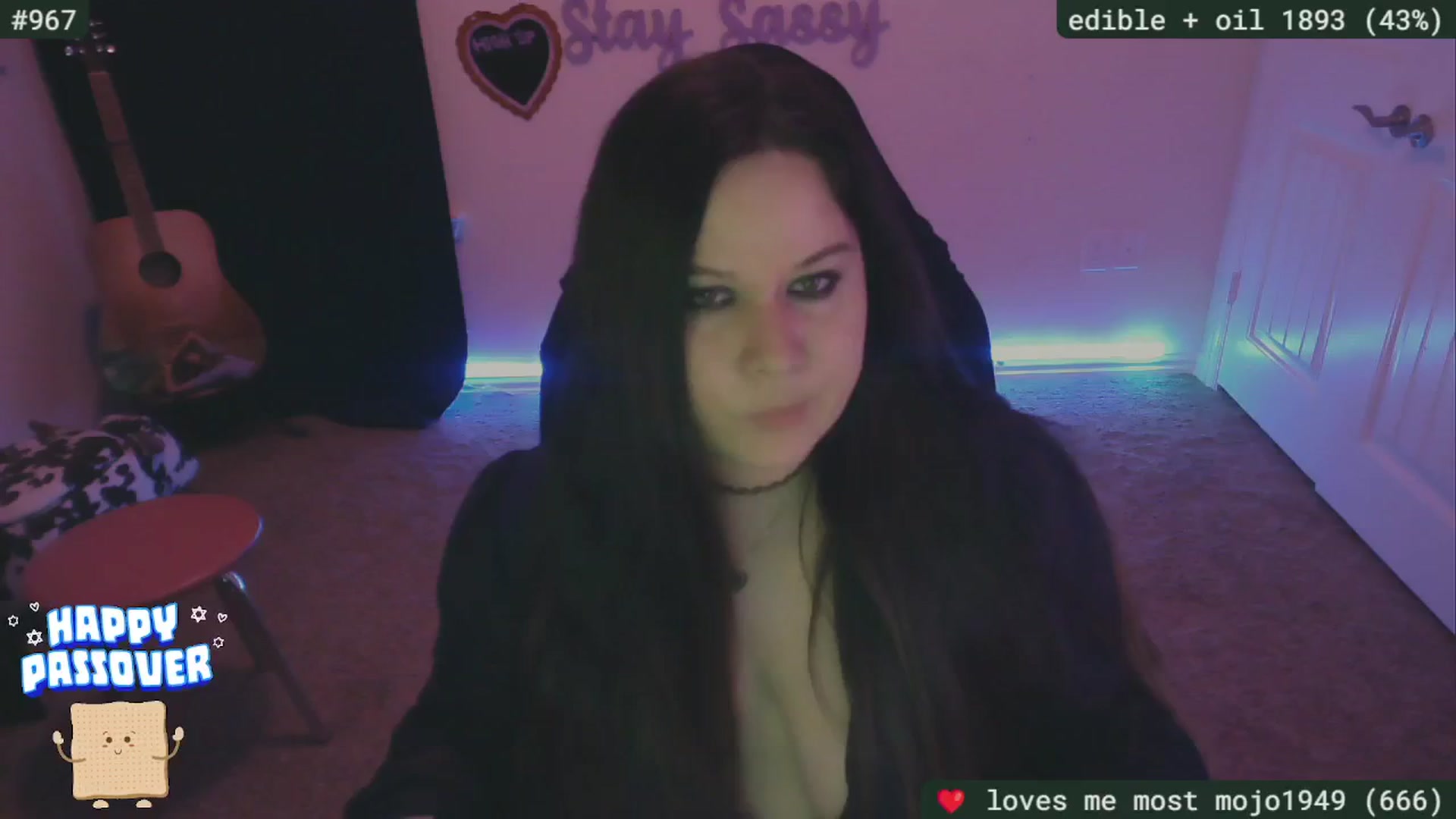 Gallery image thumbnail from SassySarah94's myfreecams stream on, 04/29/2024, 02:03 image 14 of 20
