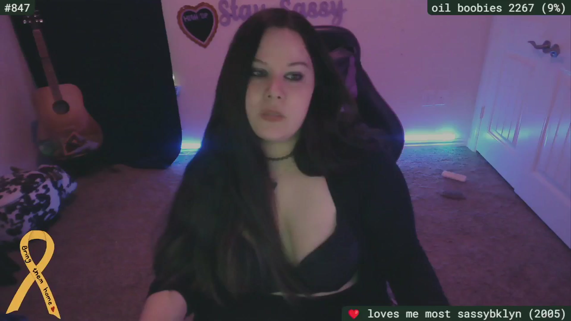 Gallery image thumbnail from SassySarah94's myfreecams stream on, 04/30/2024, 23:27 image 4 of 20