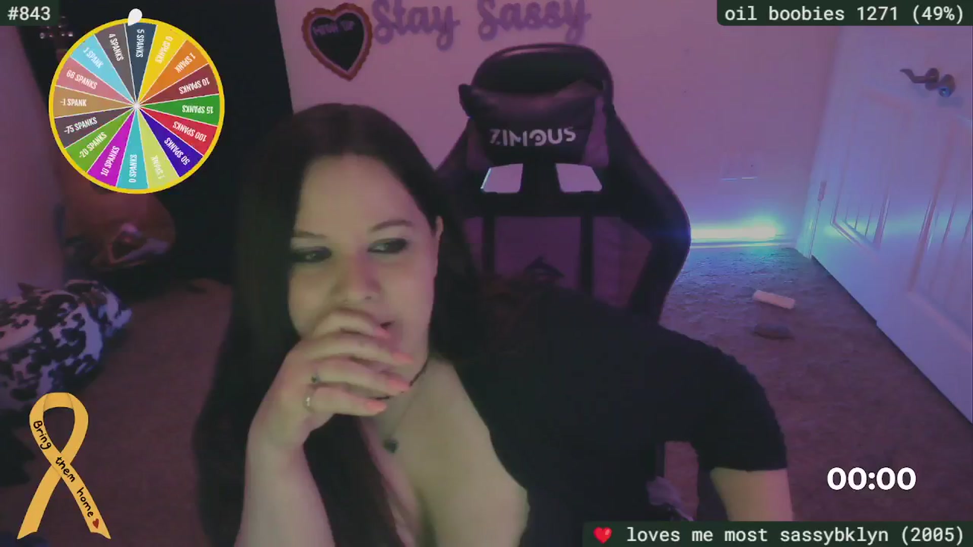 Gallery image thumbnail from SassySarah94's myfreecams stream on, 04/30/2024, 23:27 image 5 of 20