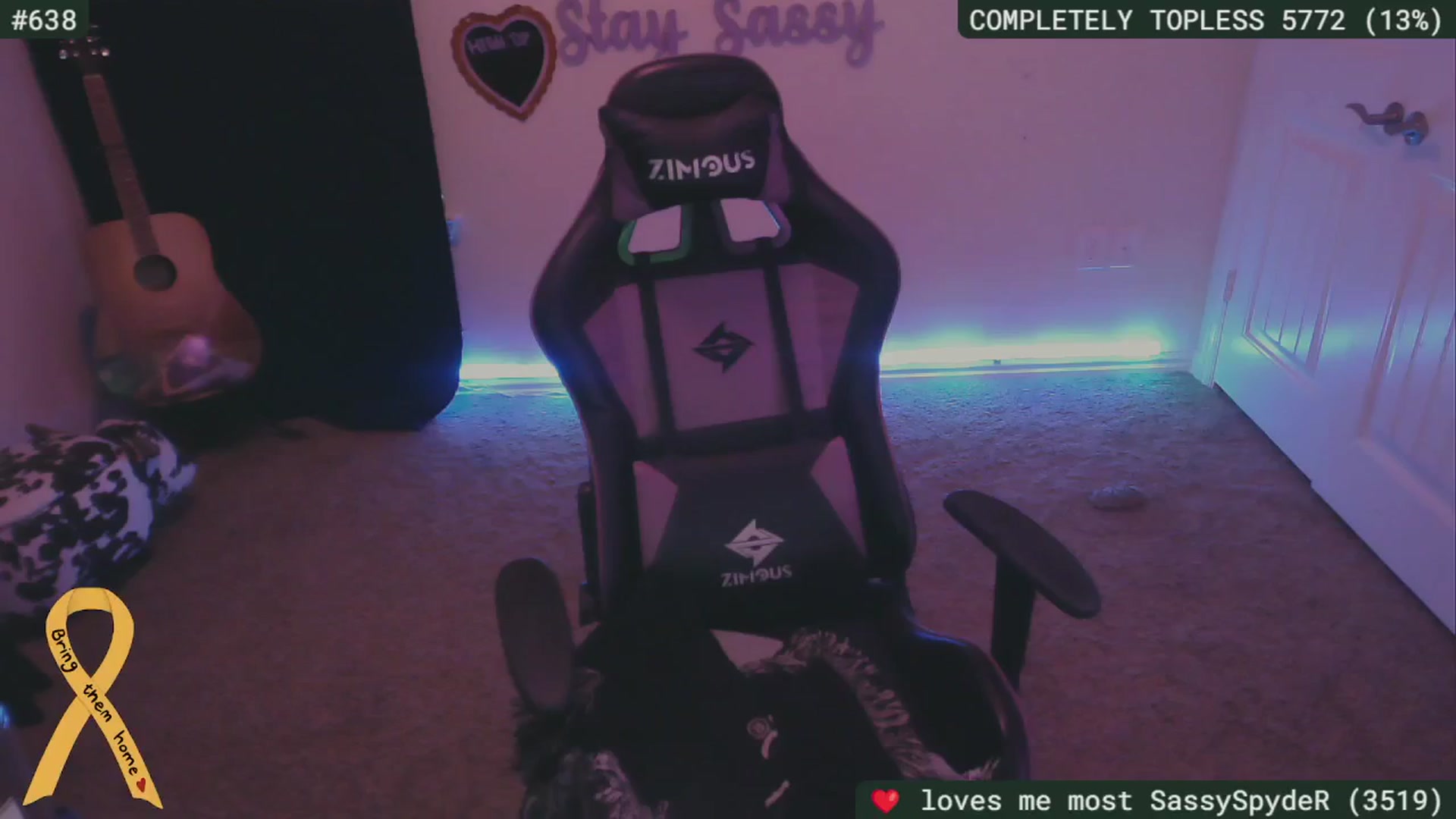 Gallery image thumbnail from SassySarah94's myfreecams stream on, 05/01/2024, 24:37 image 17 of 20
