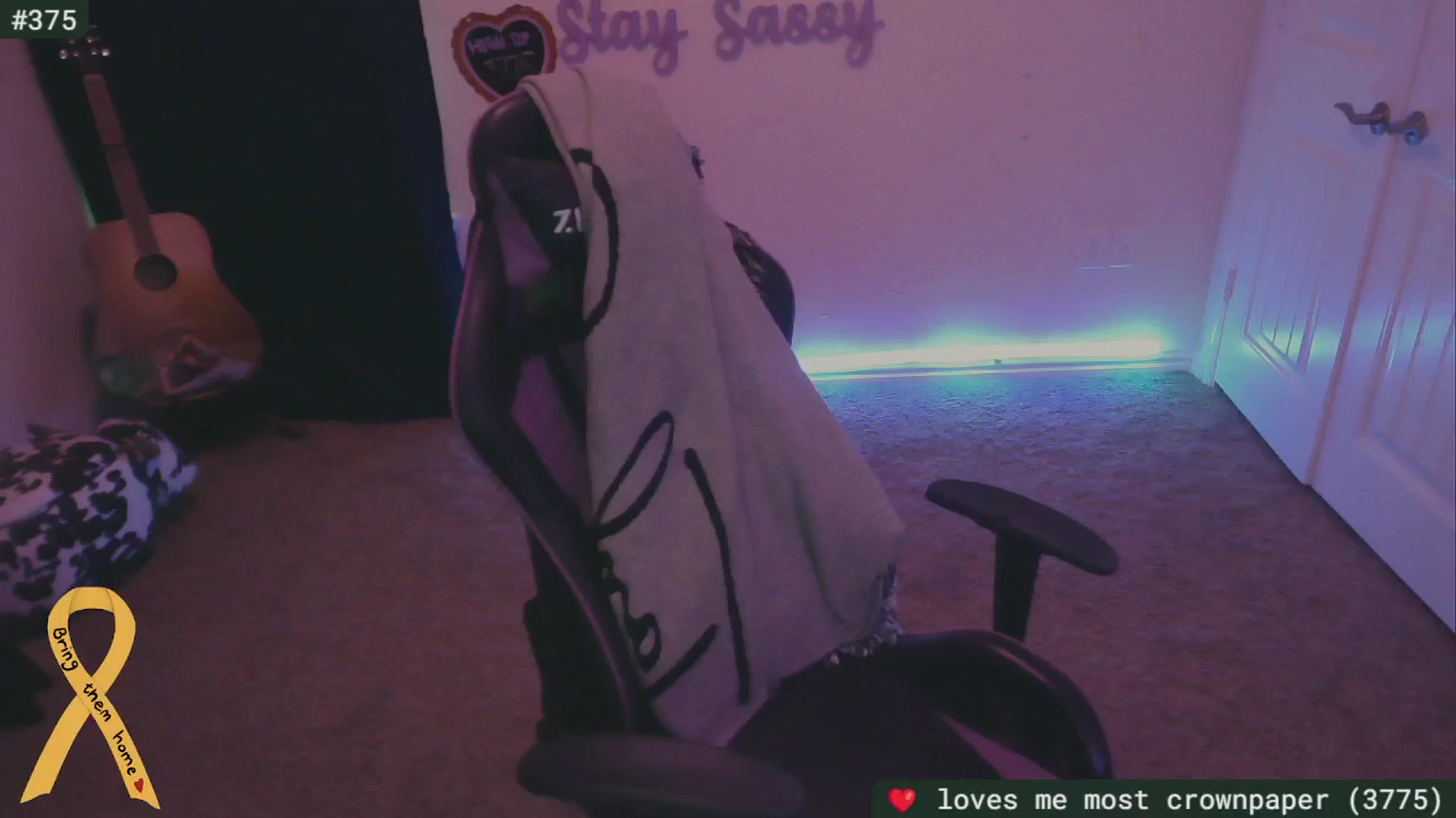 Gallery image thumbnail from SassySarah94's myfreecams stream on, 05/03/2024, 22:21 image 10 of 20