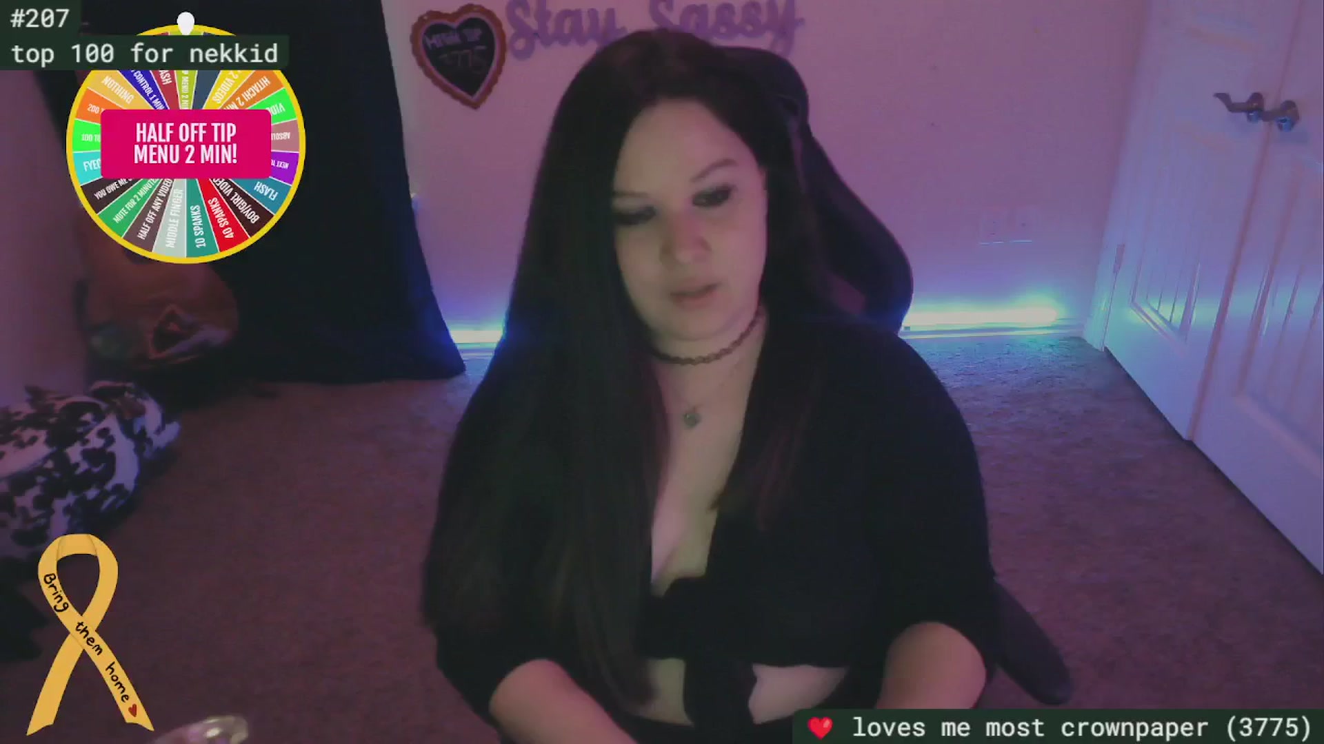 Gallery image thumbnail from SassySarah94's myfreecams stream on, 05/03/2024, 23:26 image 20 of 20