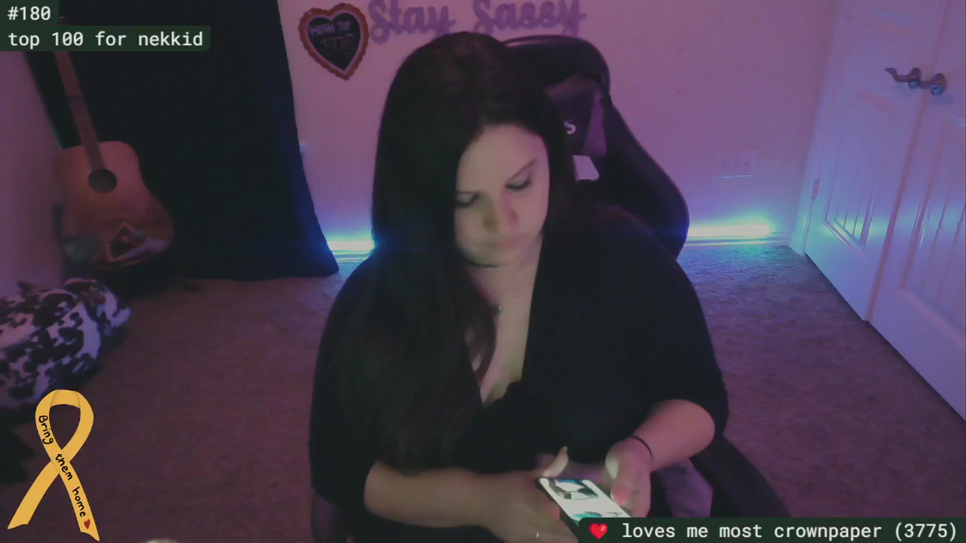 Gallery image thumbnail from SassySarah94's myfreecams stream on, 05/04/2024, 24:00 image 18 of 20