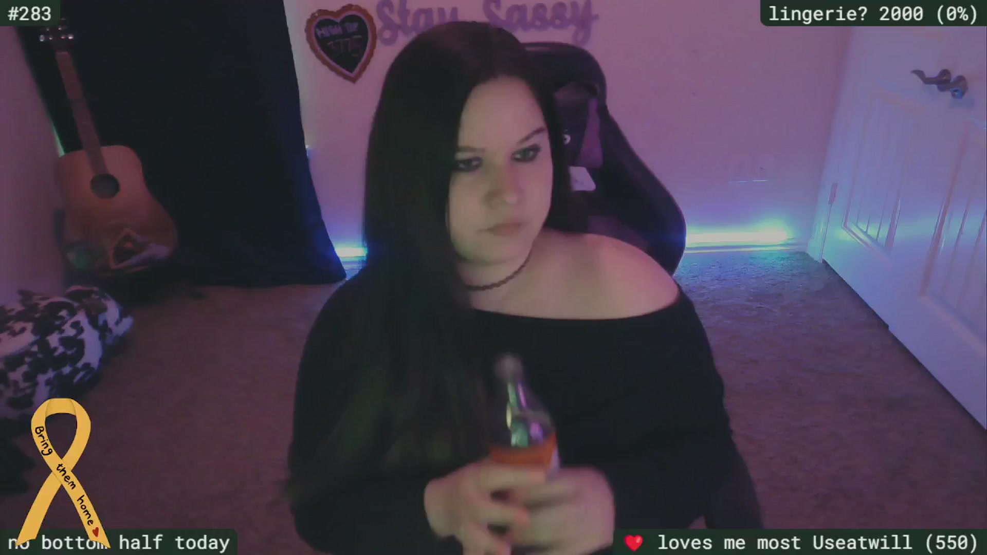 Gallery image thumbnail from SassySarah94's myfreecams stream on, 05/07/2024, 20:32 image 10 of 20