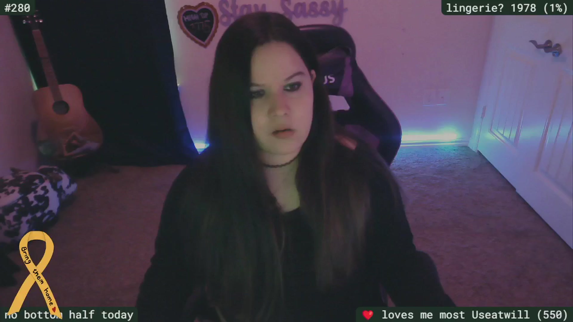 Gallery image thumbnail from SassySarah94's myfreecams stream on, 05/07/2024, 20:32 image 18 of 20