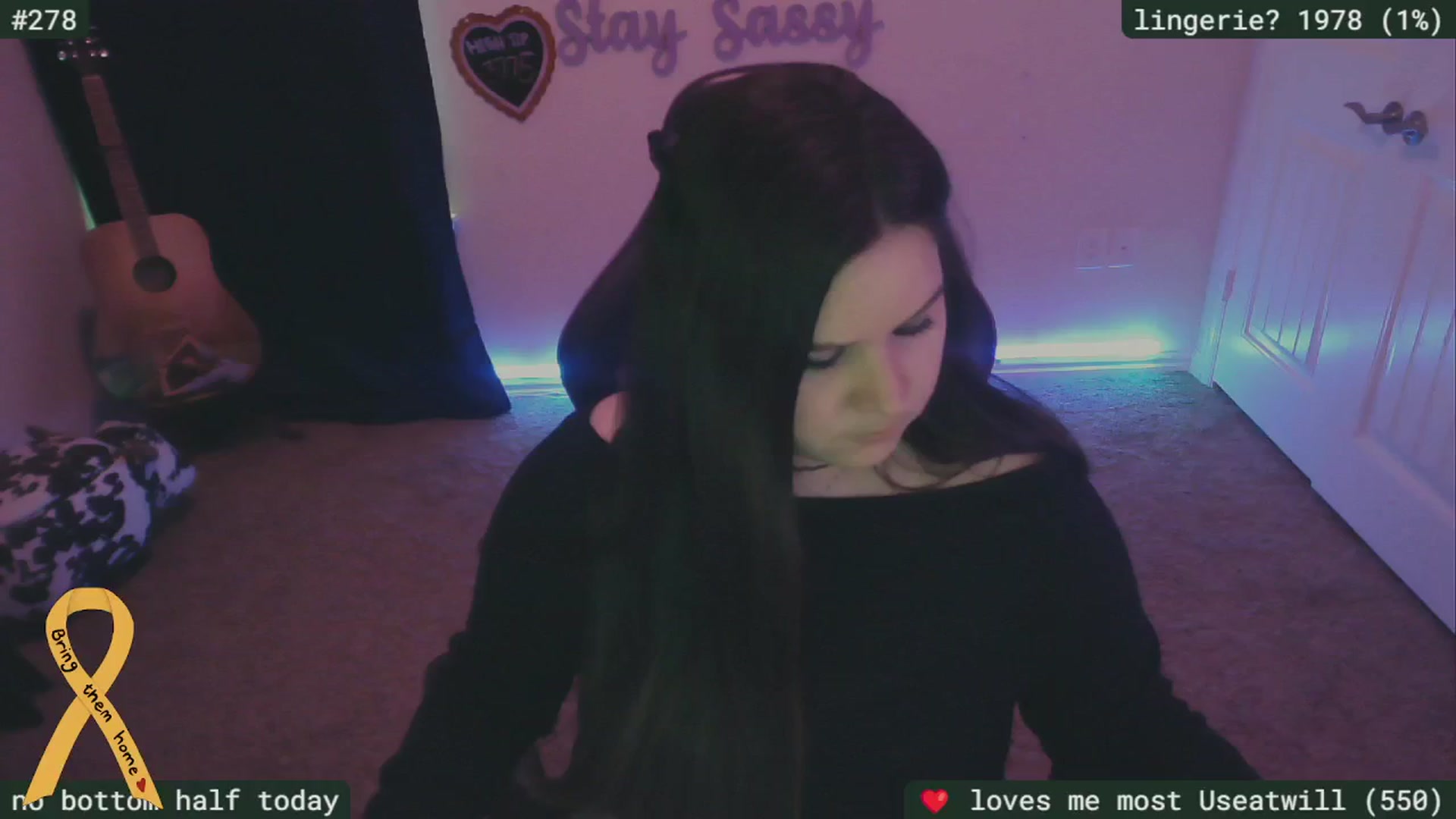 Gallery image thumbnail from SassySarah94's myfreecams stream on, 05/07/2024, 20:32 image 15 of 20