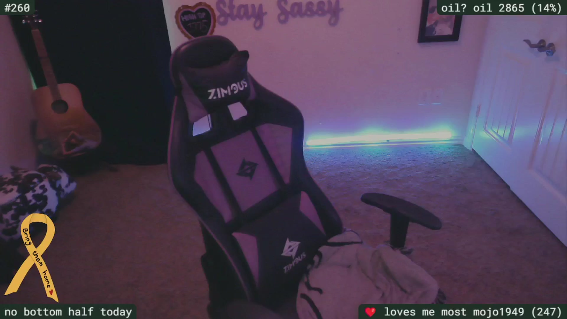 Gallery image thumbnail from SassySarah94's myfreecams stream on, 05/10/2024, 20:19 image 17 of 20