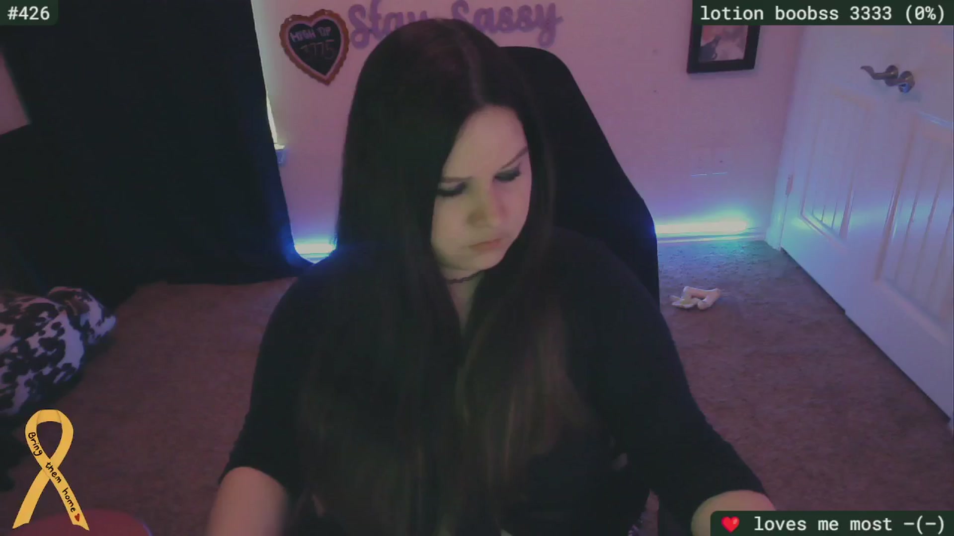 Gallery image thumbnail from SassySarah94's myfreecams stream on, 05/24/2024, 19:53 image 9 of 20