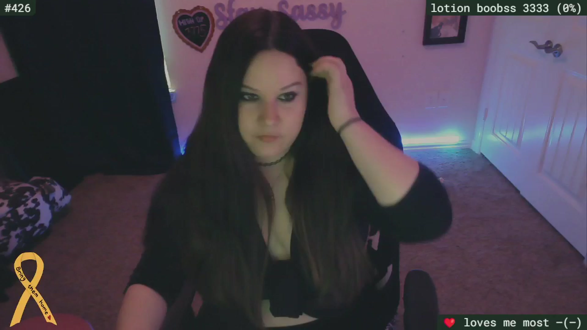 Gallery image thumbnail from SassySarah94's myfreecams stream on, 05/24/2024, 19:53 image 7 of 20