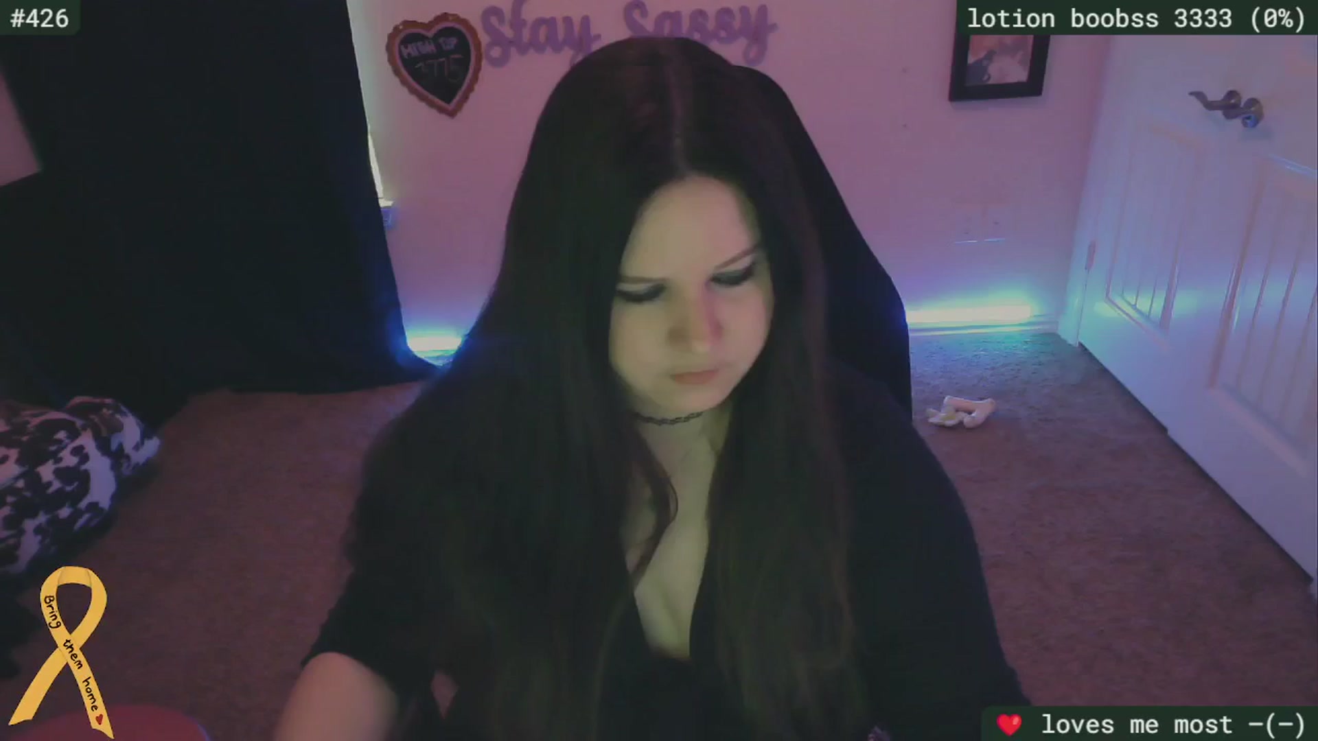 Gallery image thumbnail from SassySarah94's myfreecams stream on, 05/24/2024, 19:53 image 6 of 20