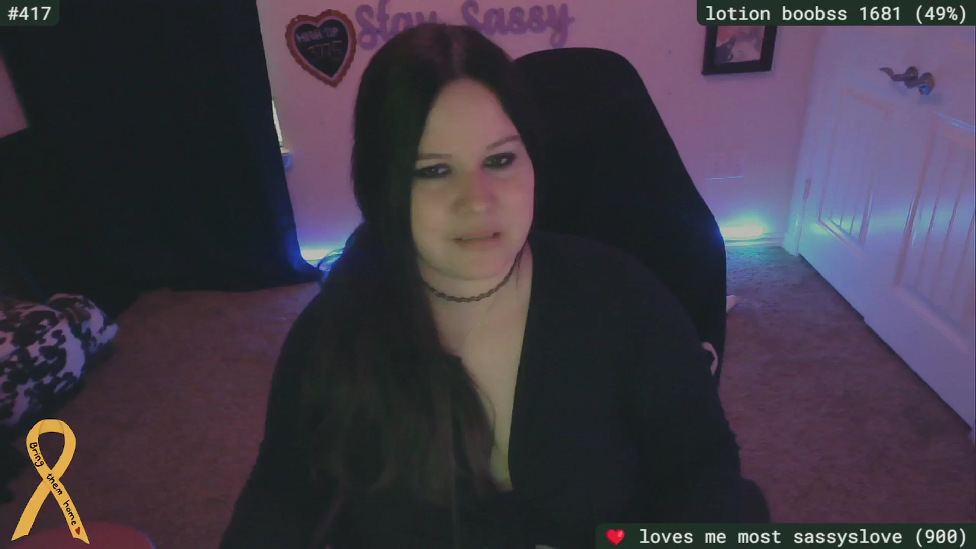 Gallery image thumbnail from SassySarah94's myfreecams stream on, 05/24/2024, 21:21 image 12 of 20