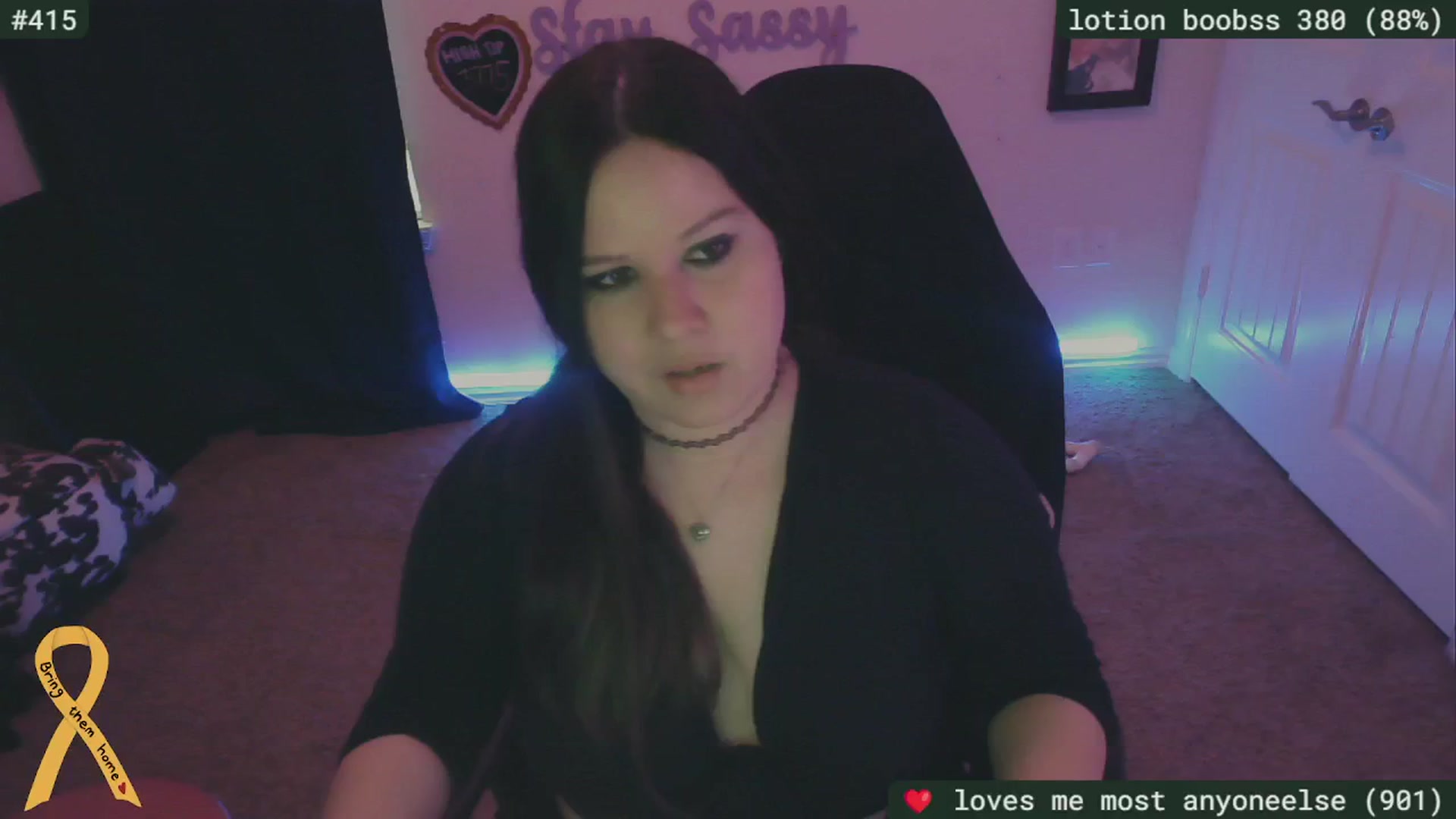 Gallery image thumbnail from SassySarah94's myfreecams stream on, 05/24/2024, 21:21 image 17 of 20