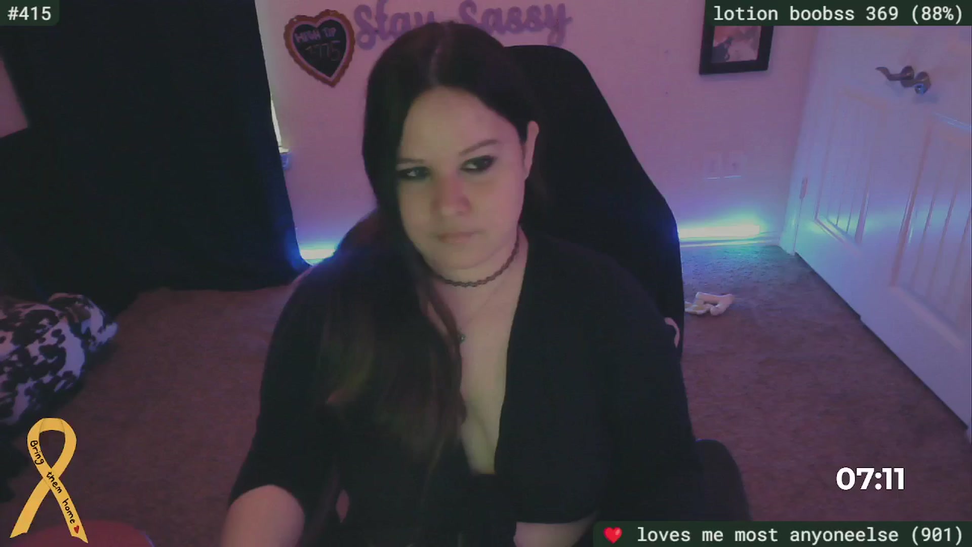 Gallery image thumbnail from SassySarah94's myfreecams stream on, 05/24/2024, 21:21 image 20 of 20