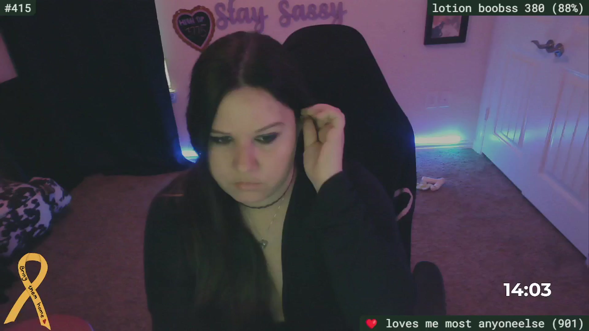 Gallery image thumbnail from SassySarah94's myfreecams stream on, 05/24/2024, 21:21 image 18 of 20
