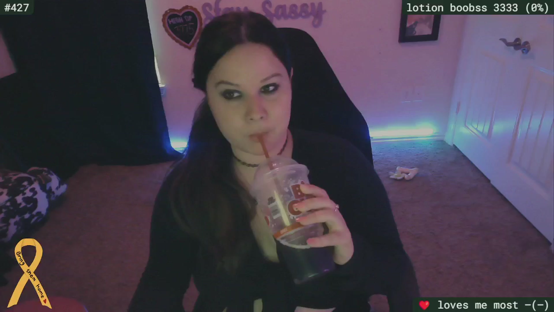 Gallery image thumbnail from SassySarah94's myfreecams stream on, 05/24/2024, 21:21 image 1 of 20